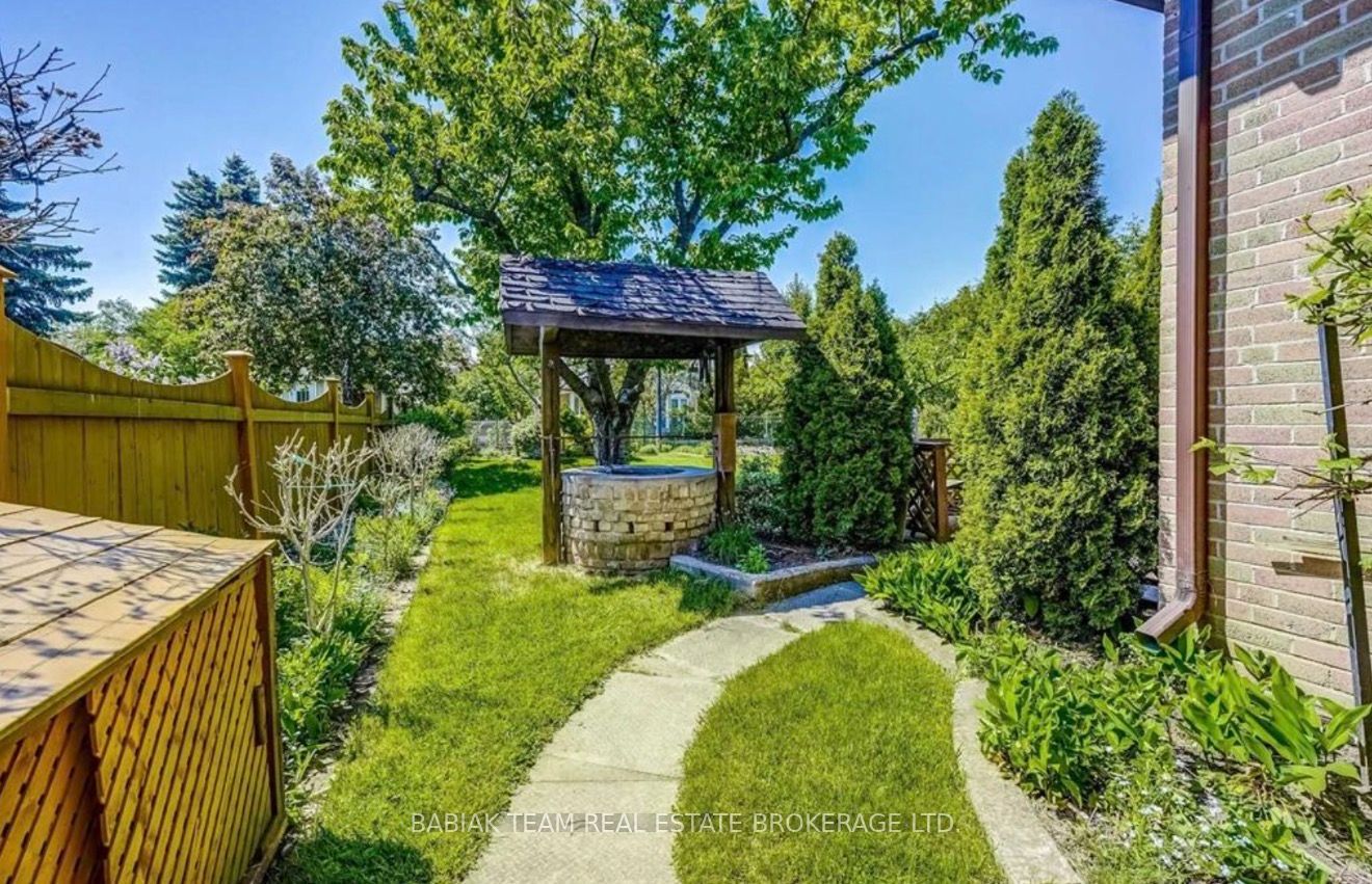 377 Karen Park Crescent W Property Photo 31