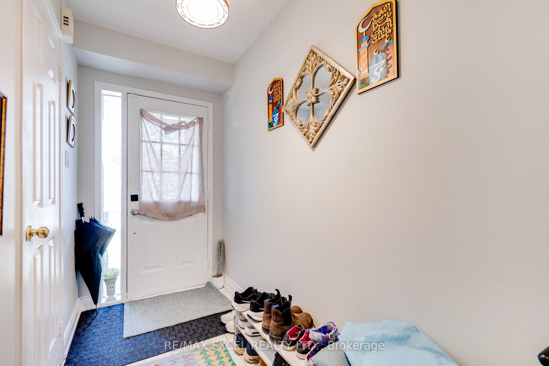 5146 Porter Street Property Photo 4