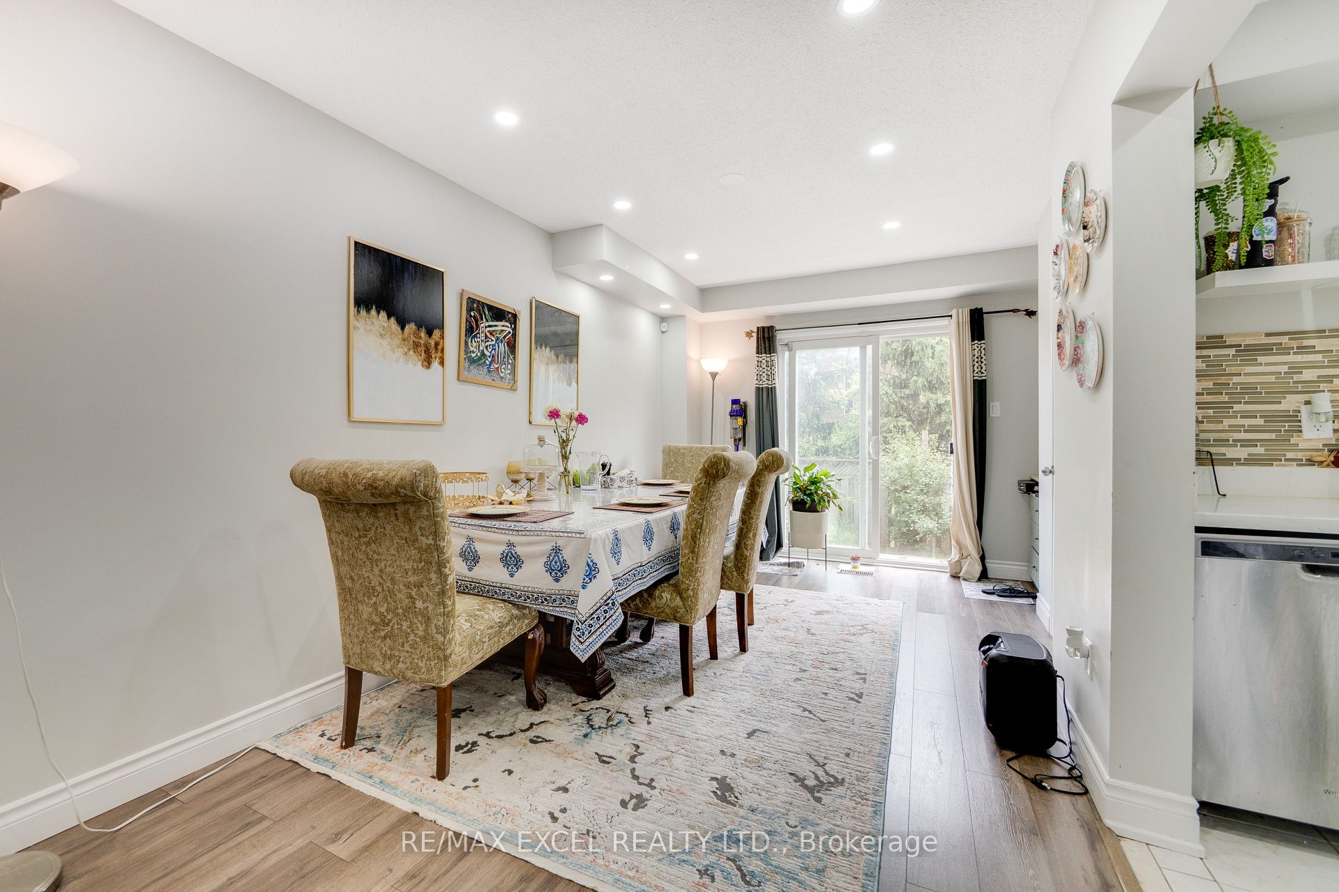 5146 Porter Street Property Photo 11