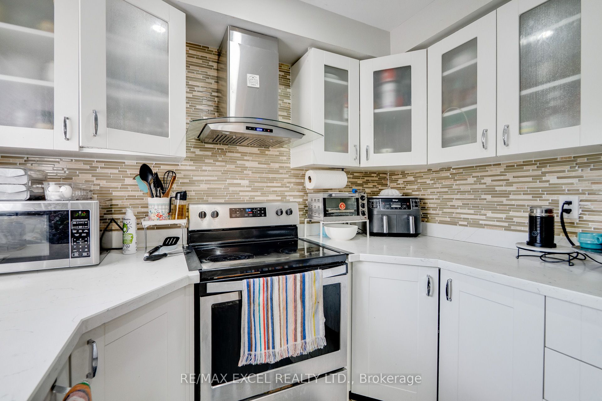 5146 Porter Street Property Photo 15
