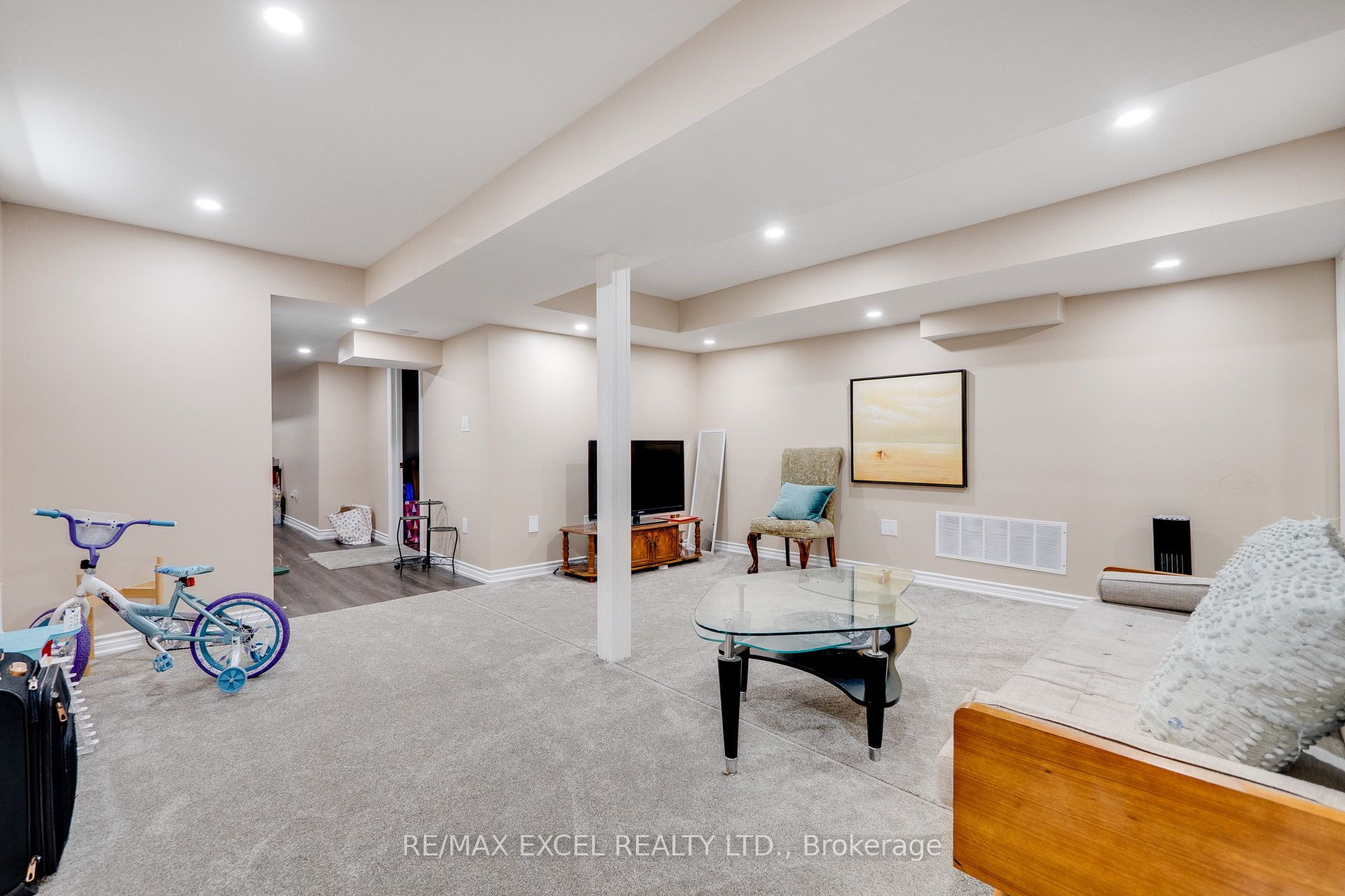 5146 Porter Street Property Photo 43