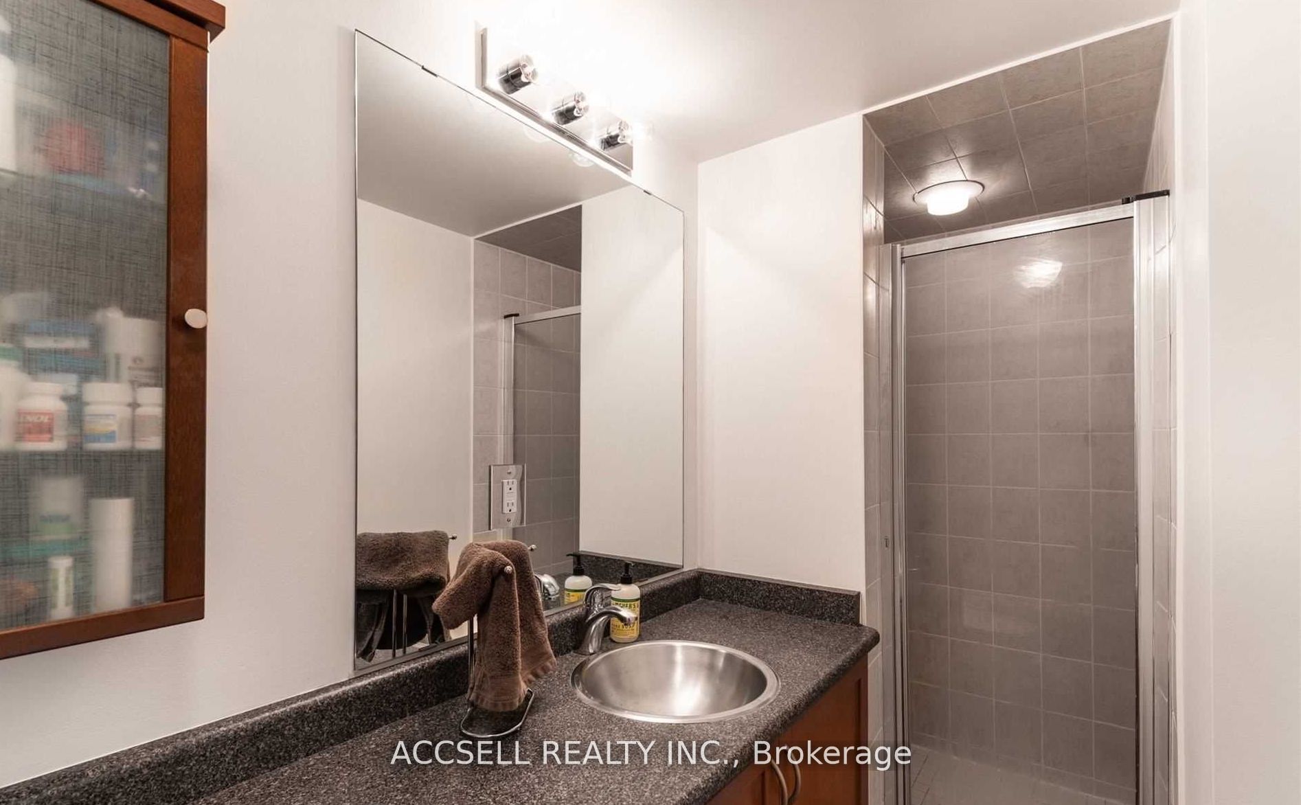3400 Lake Shore Boulevard W 229 Property Photo 13