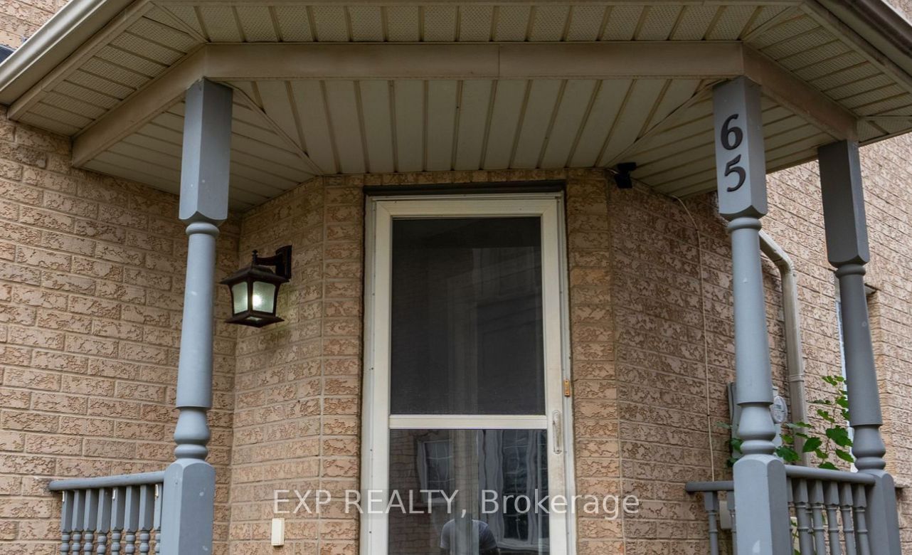 65 Quail Feather Crescent Property Photo 1