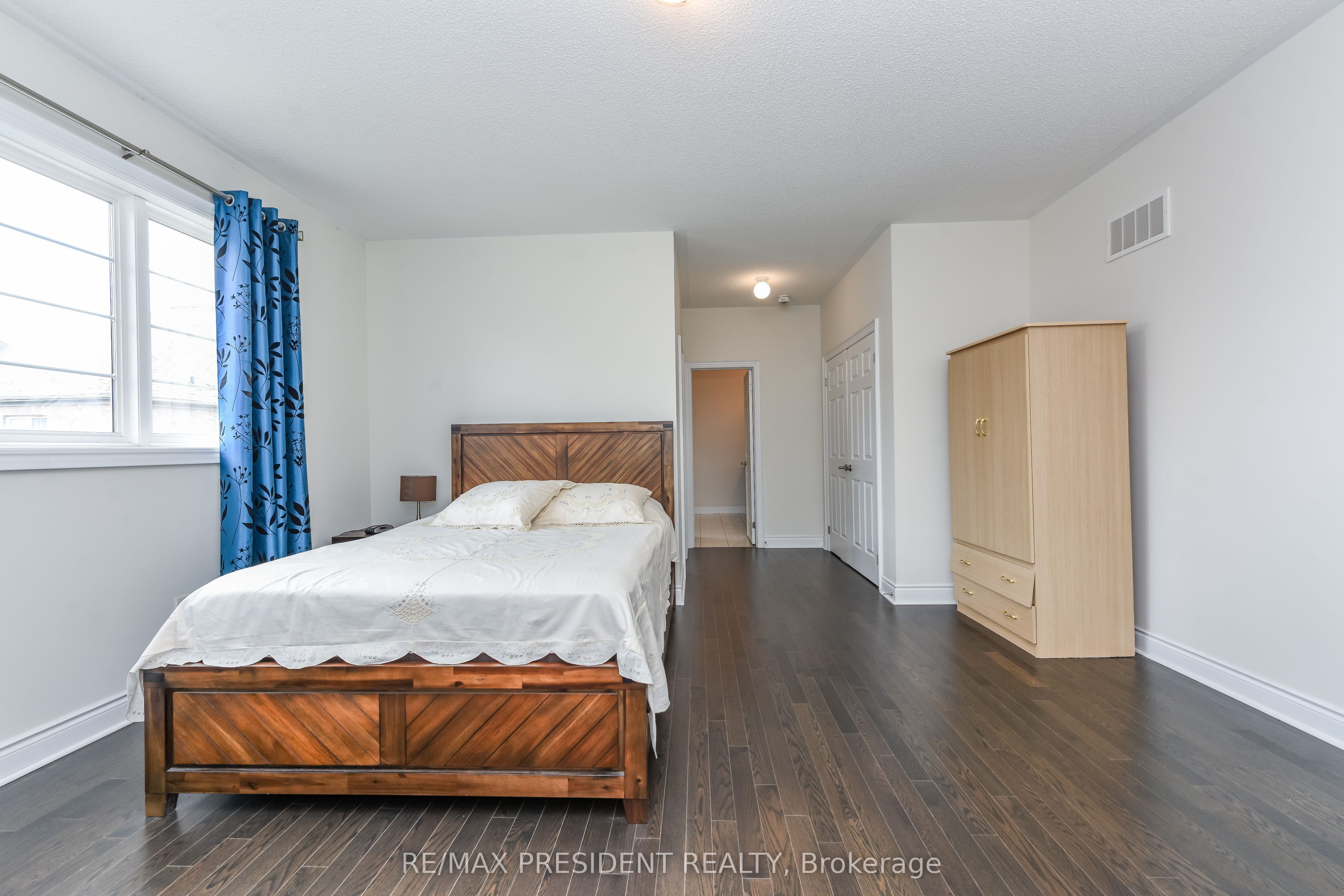 19 Jaypeak Road Property Photo 27