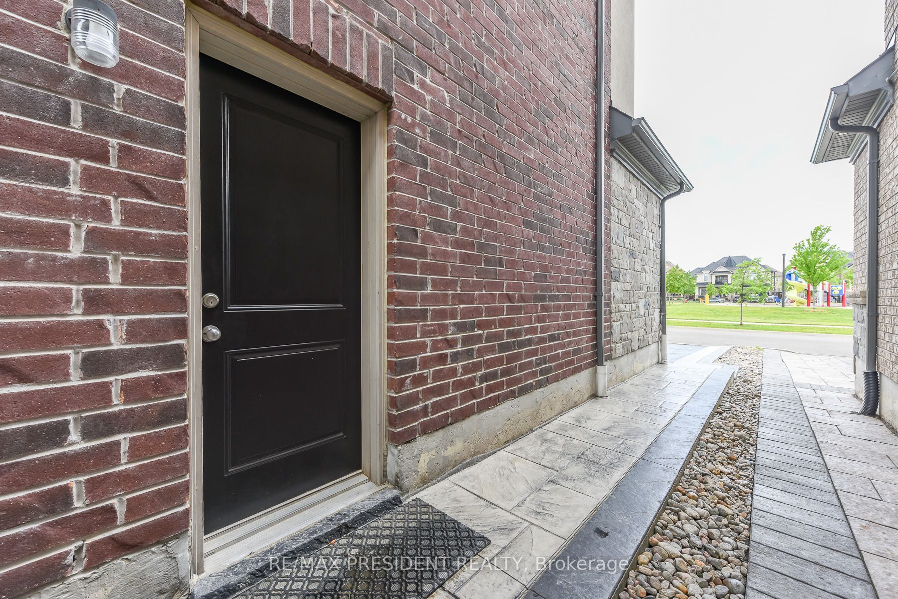 19 Jaypeak Road Property Photo 35