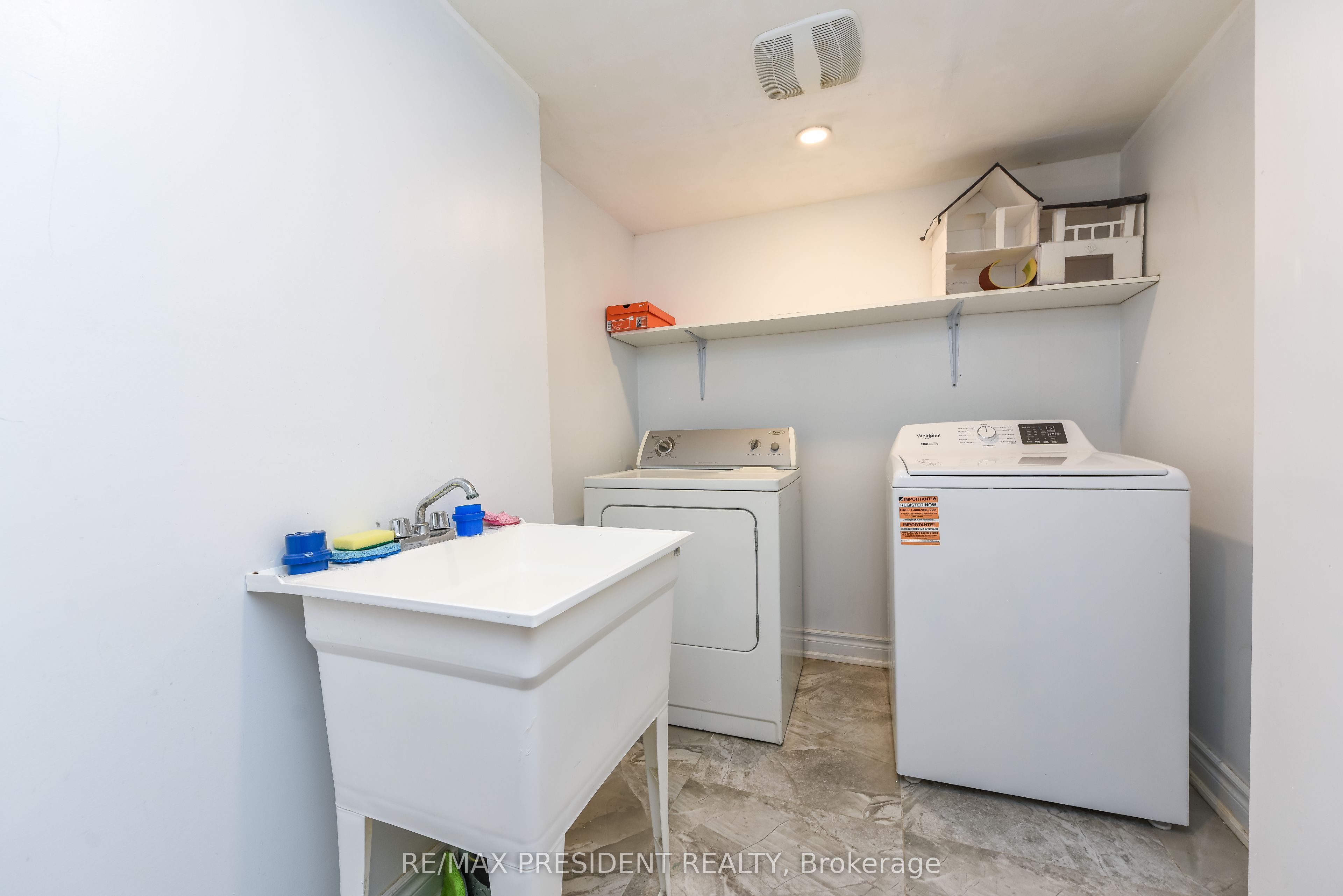 19 Jaypeak Road Property Photo 37