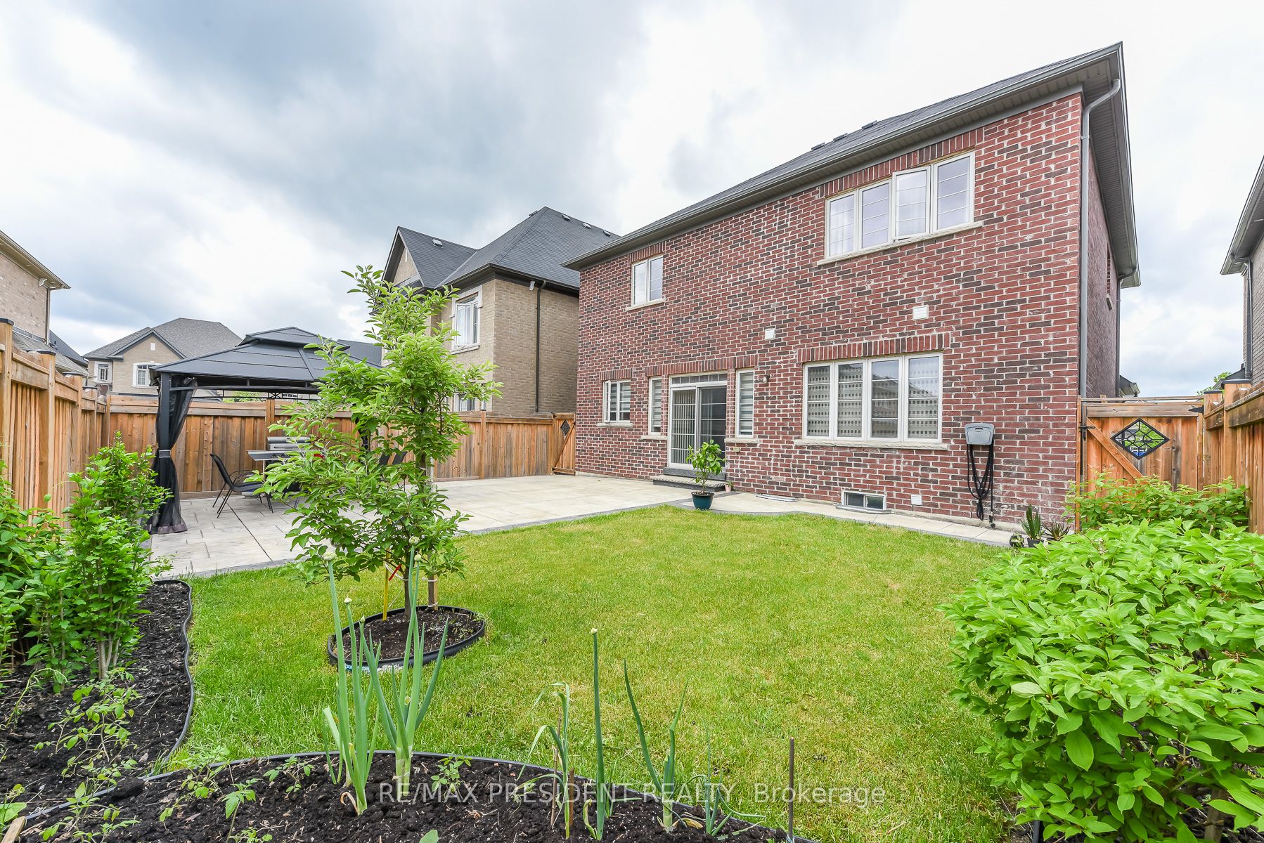 19 Jaypeak Road Property Photo 38
