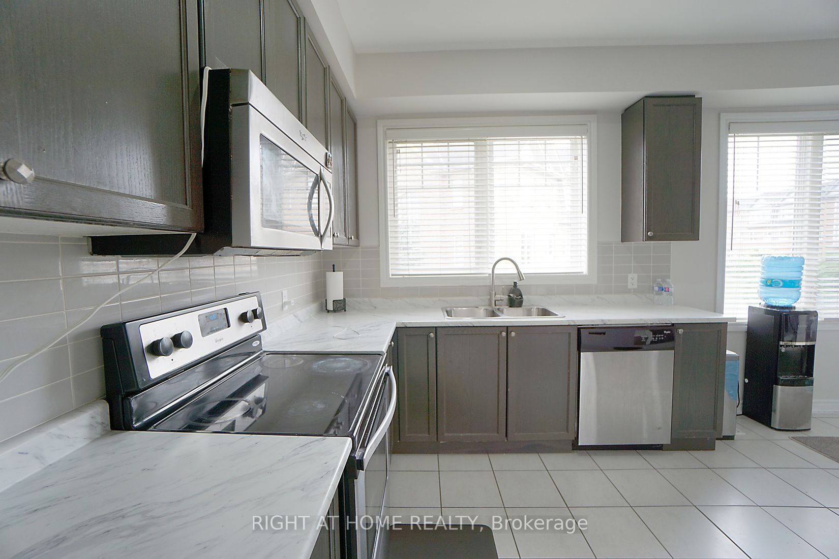 15 Magdalene Crescent Property Photo 17