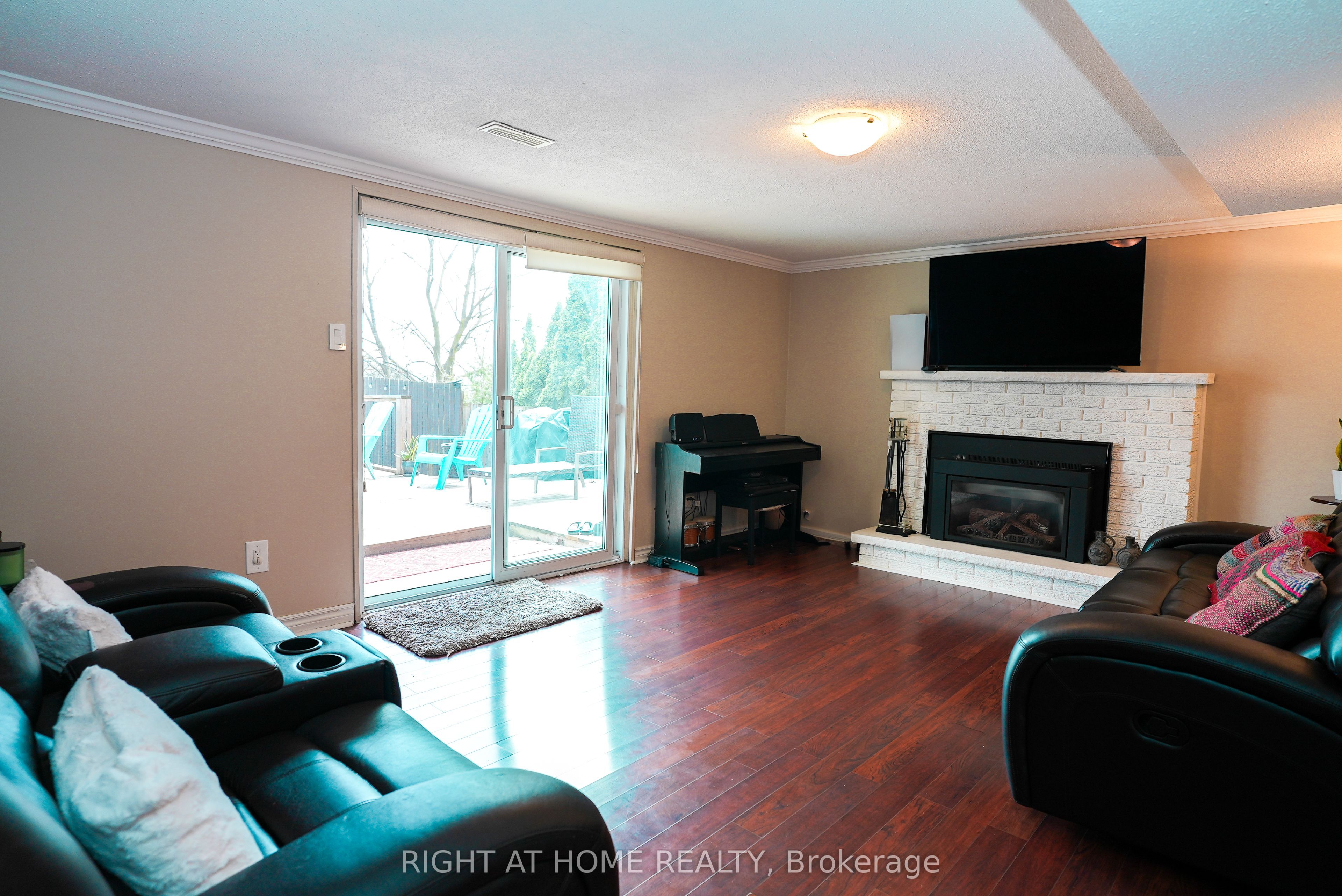 1266 Lakeview Drive Property Photo 27