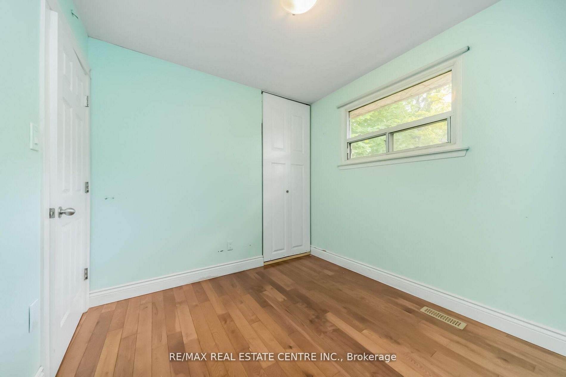 126 Culham Street Property Photo 11