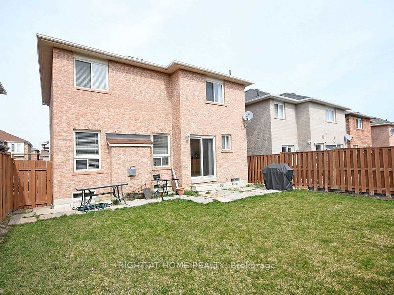 33 Schooner Drive Upper Property Photo 25