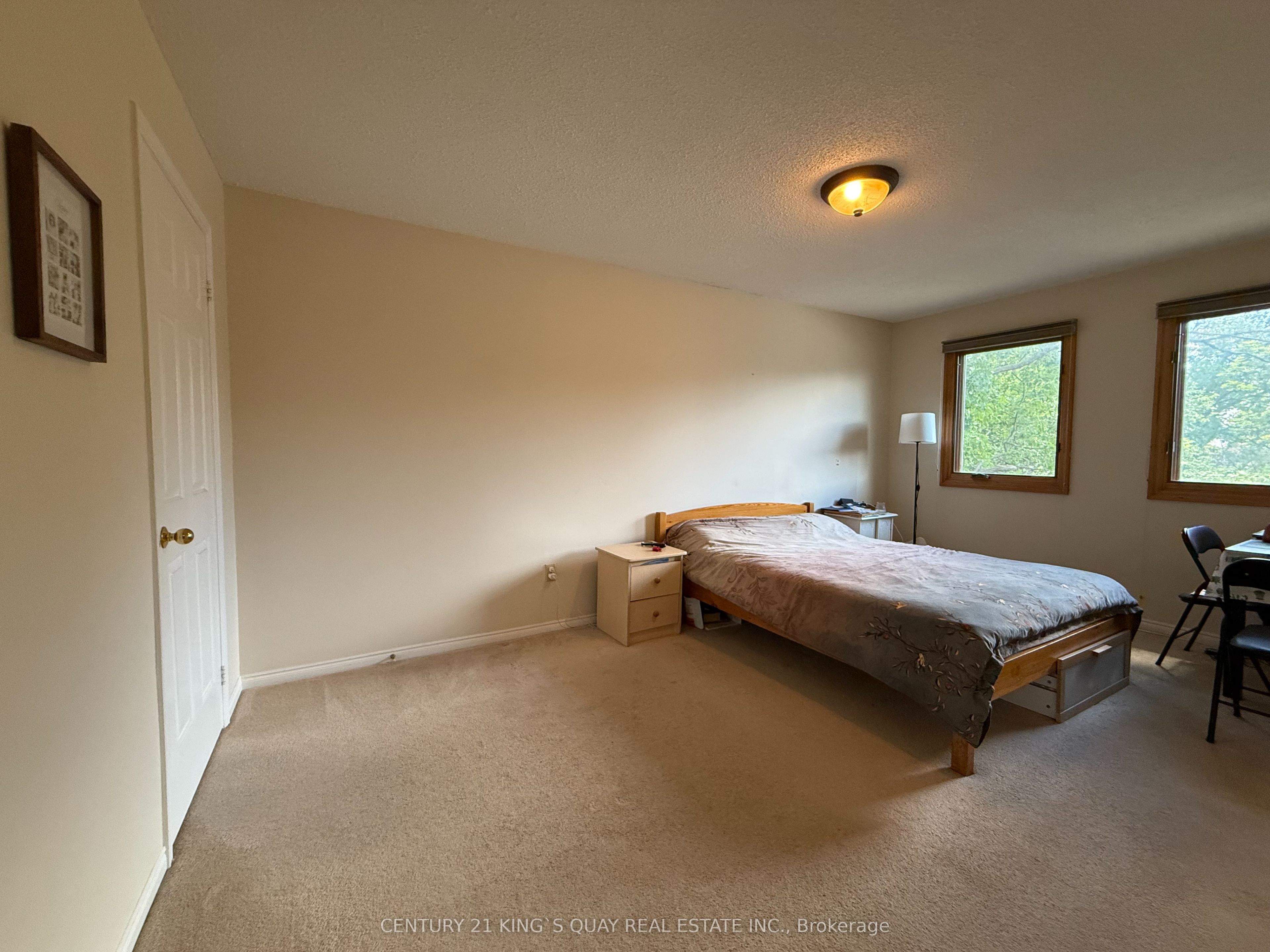 412 Freeman Crescent Property Photo 16