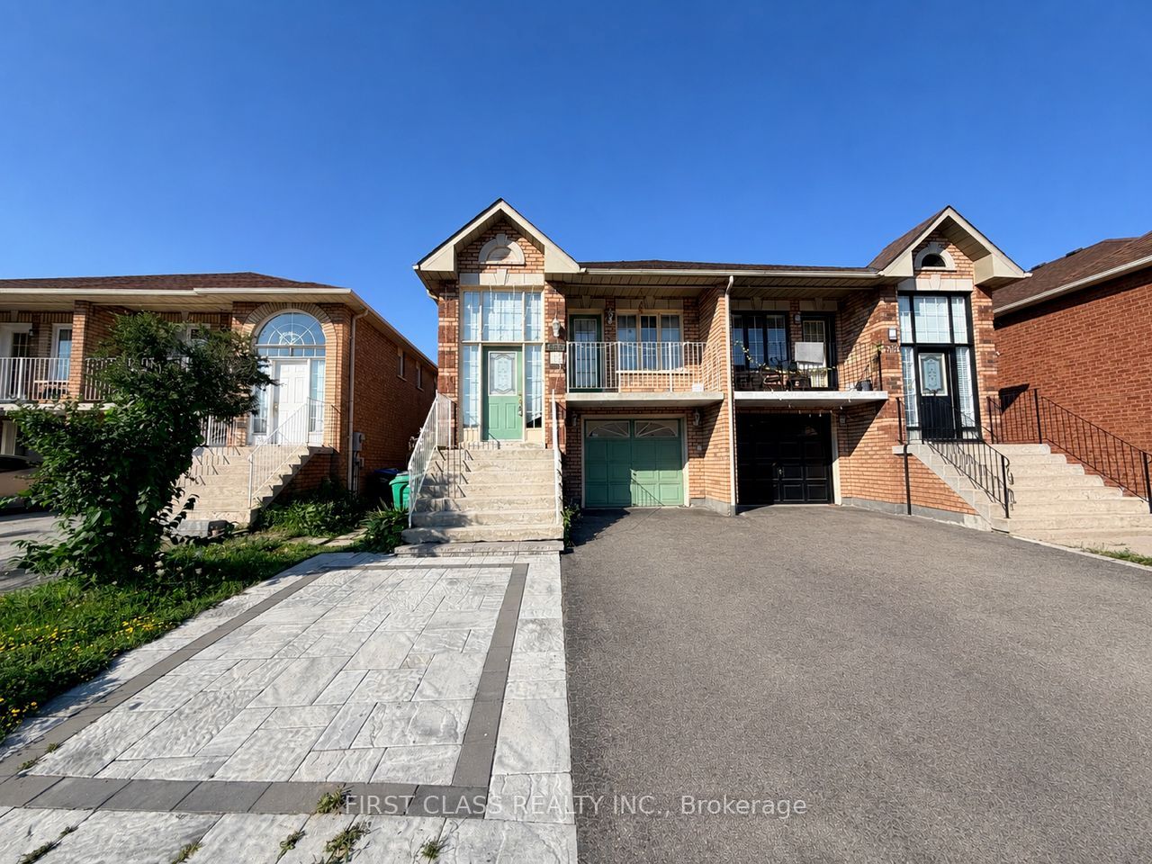 5323 Red Brush Drive Upper Property Photo 1