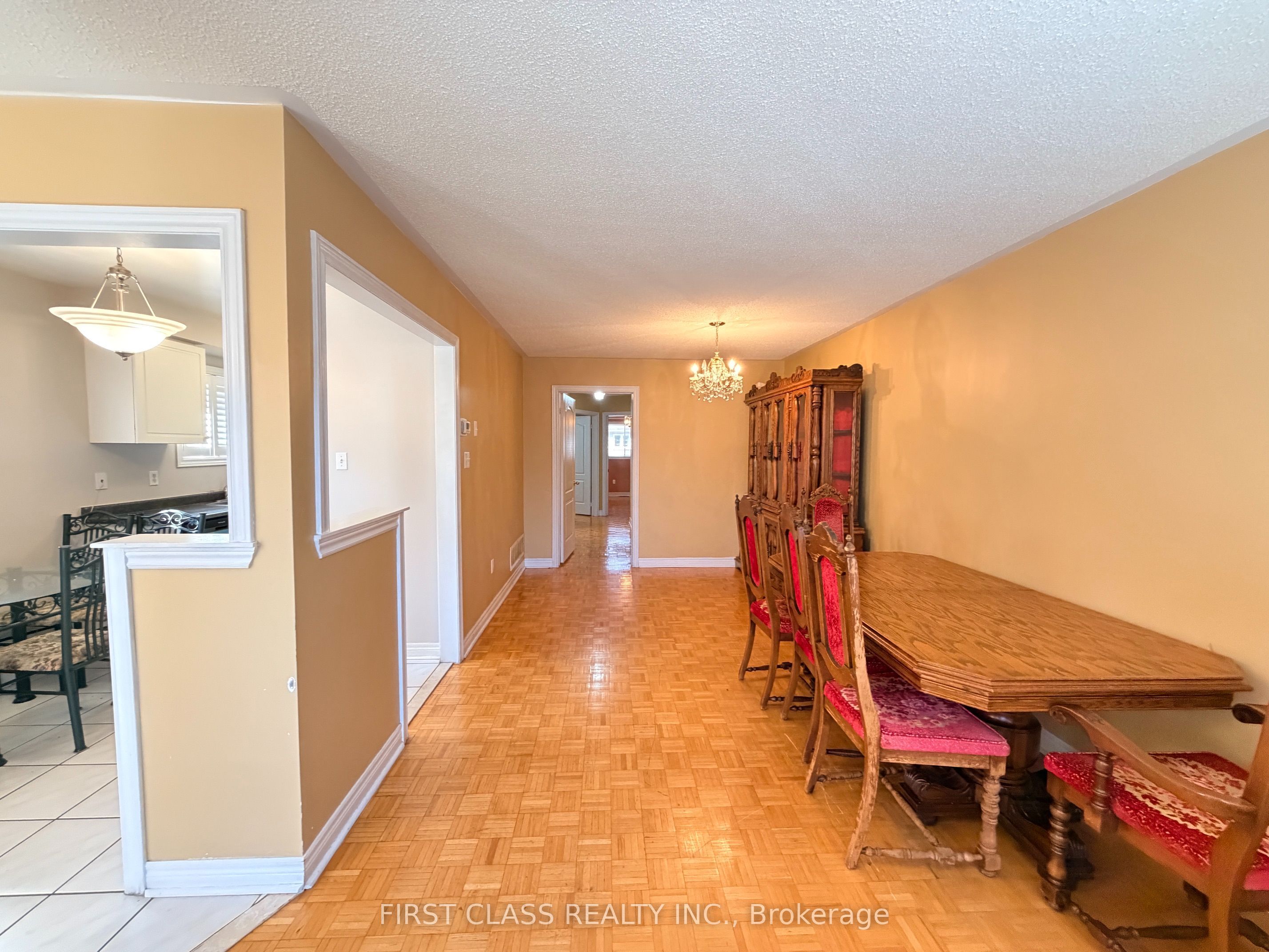 5323 Red Brush Drive Upper Property Photo 5