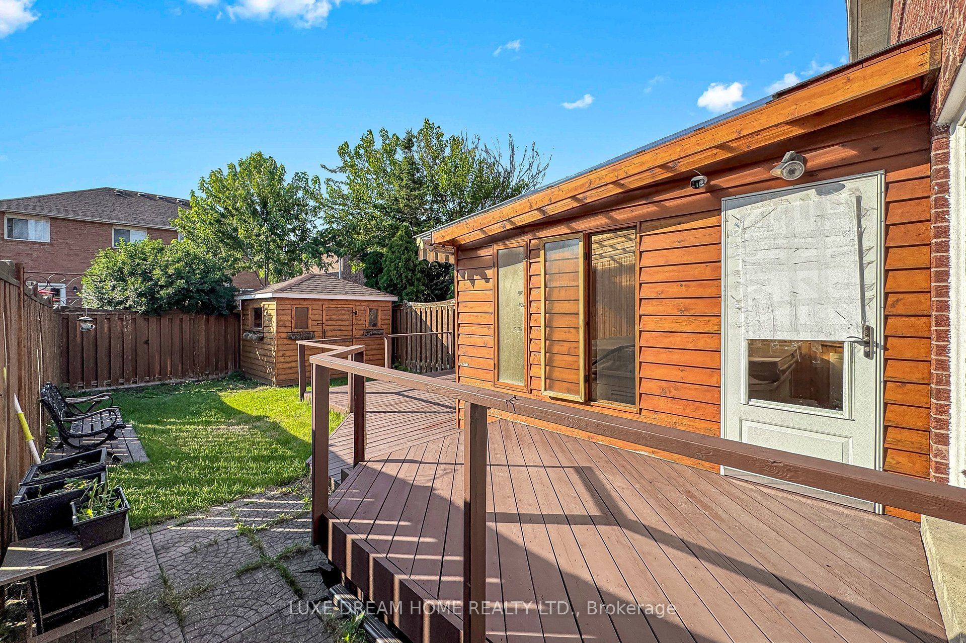 3937 Stoneham Way Property Photo 45