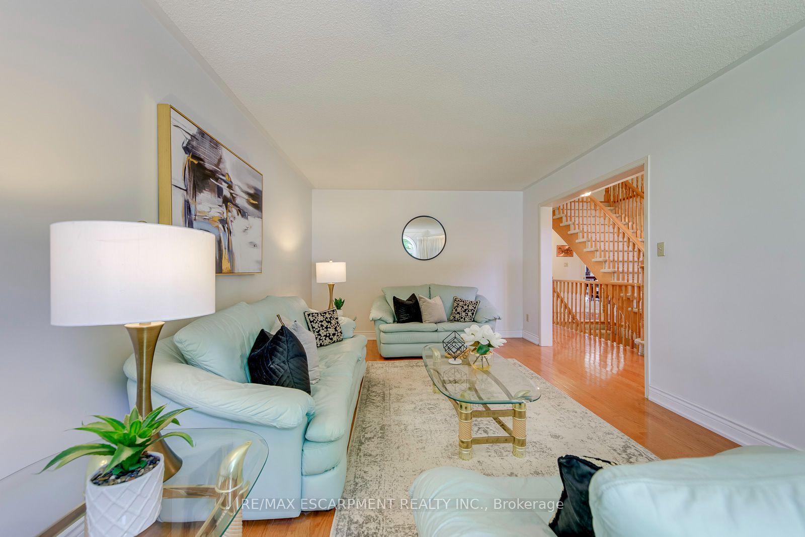 2442 Wynten Way Property Photo 7