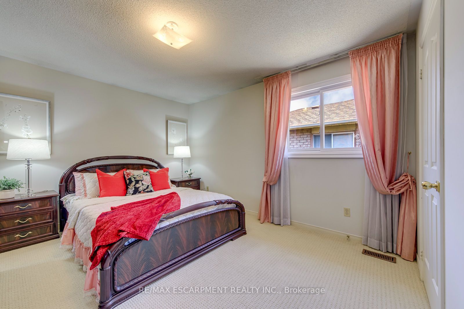 2442 Wynten Way Property Photo 27