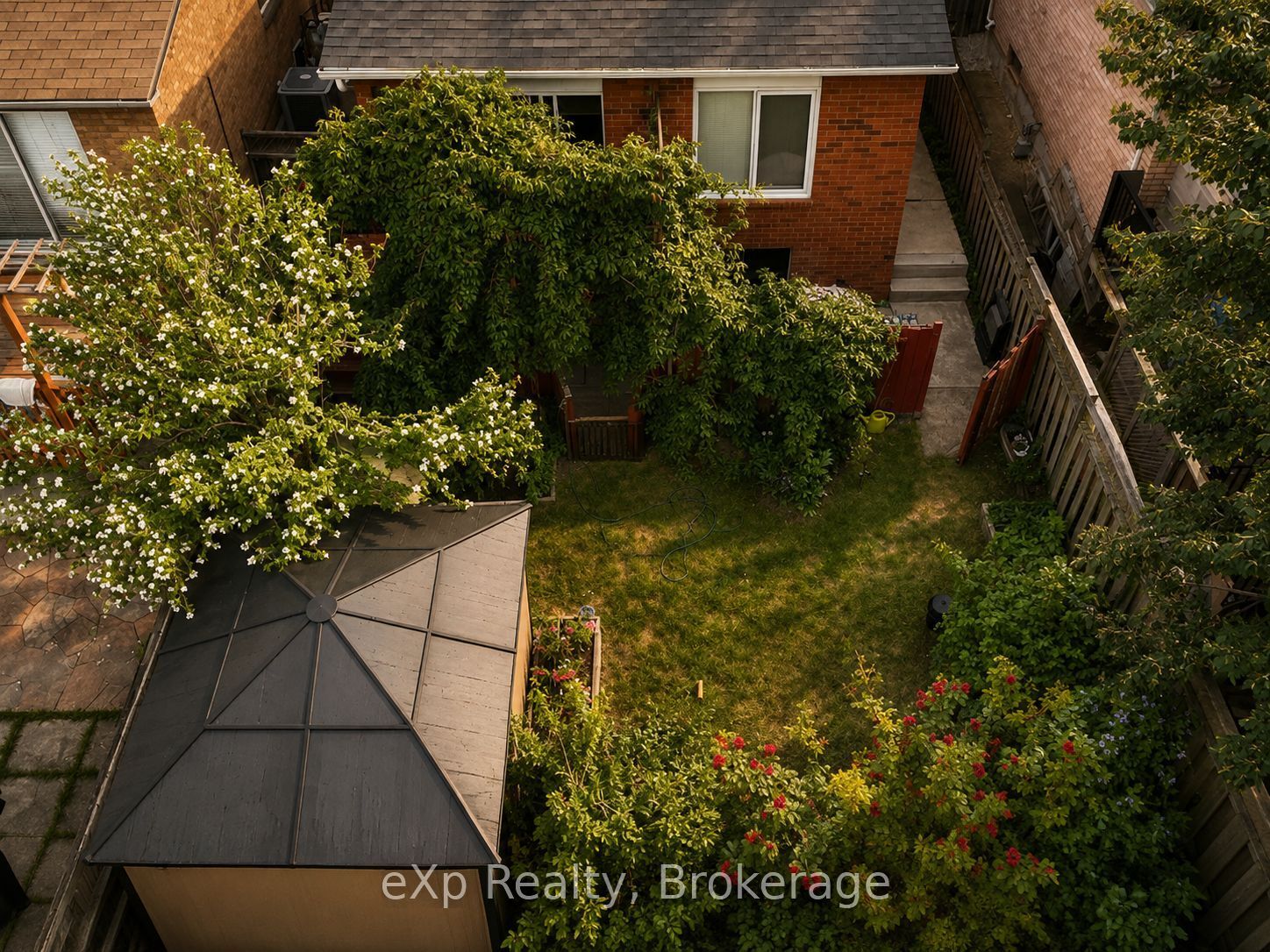 39 Matterdale Avenue Property Photo 9