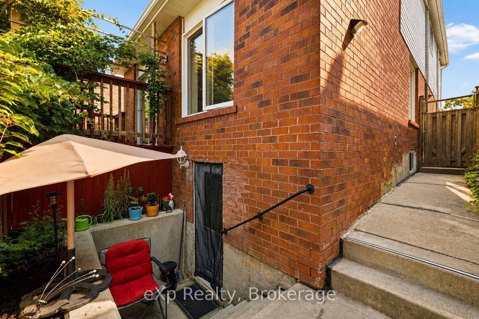 39 Matterdale Avenue Property Photo 34