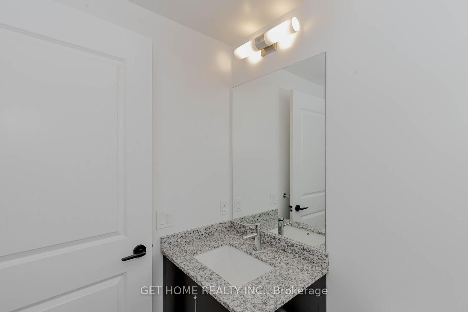 2343 Khalsa Gate 209 Property Photo 10