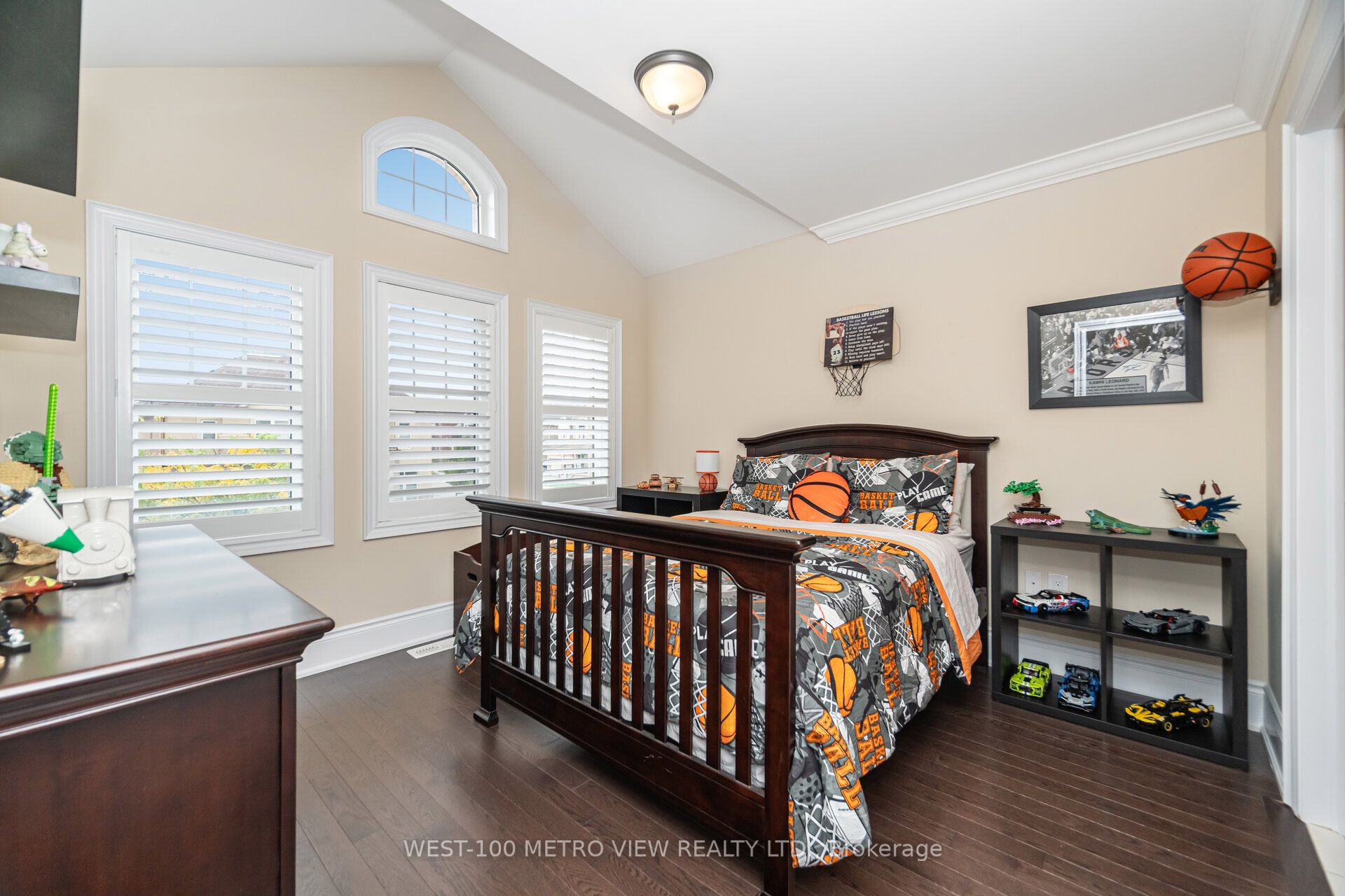 4 Ivor Crescent Property Photo 26