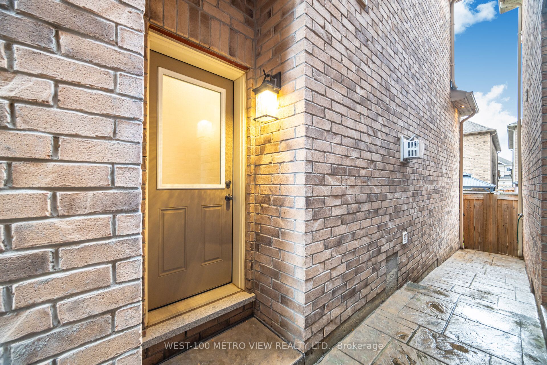 4 Ivor Crescent Property Photo 34