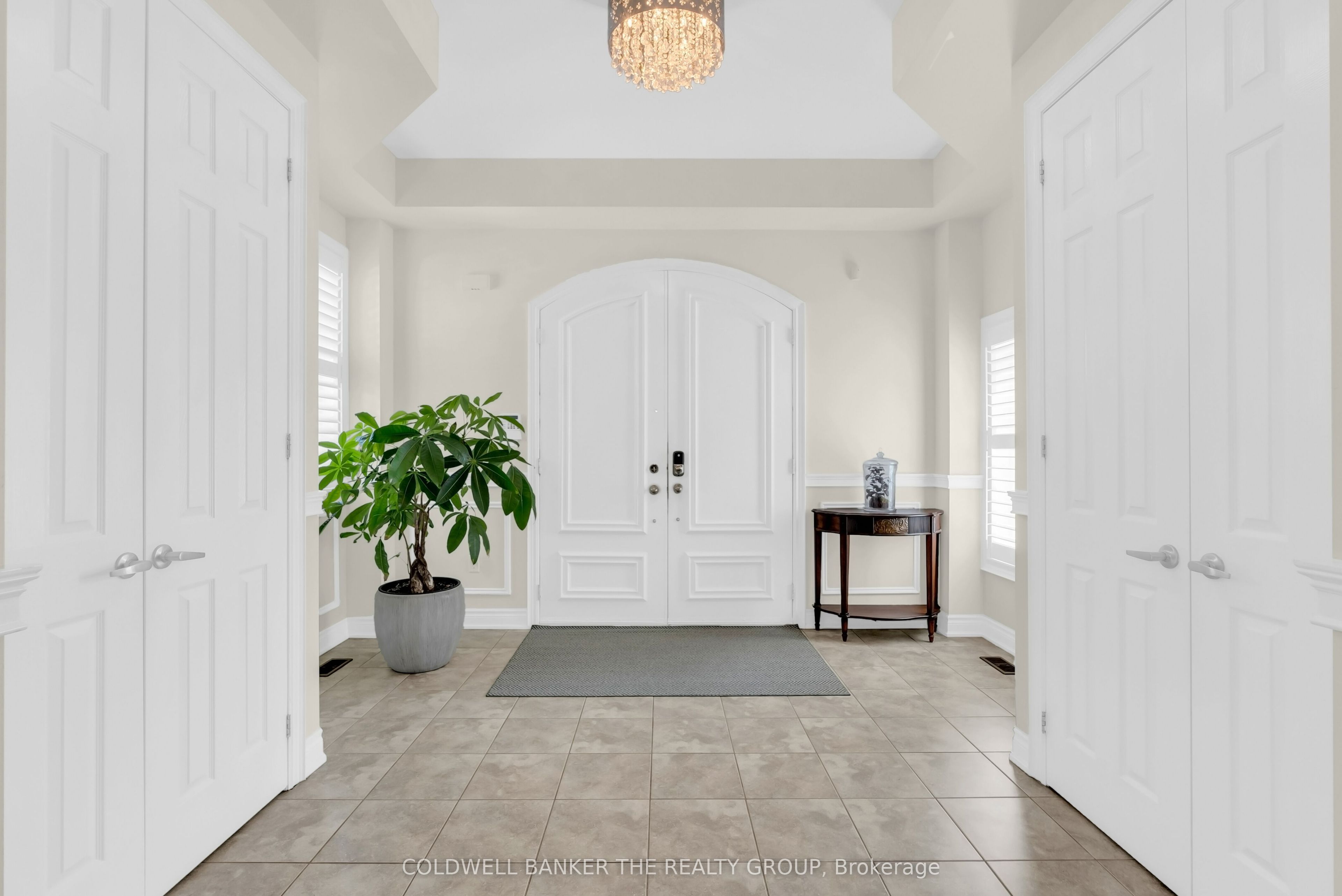 5198 Adobe Court Property Photo 4