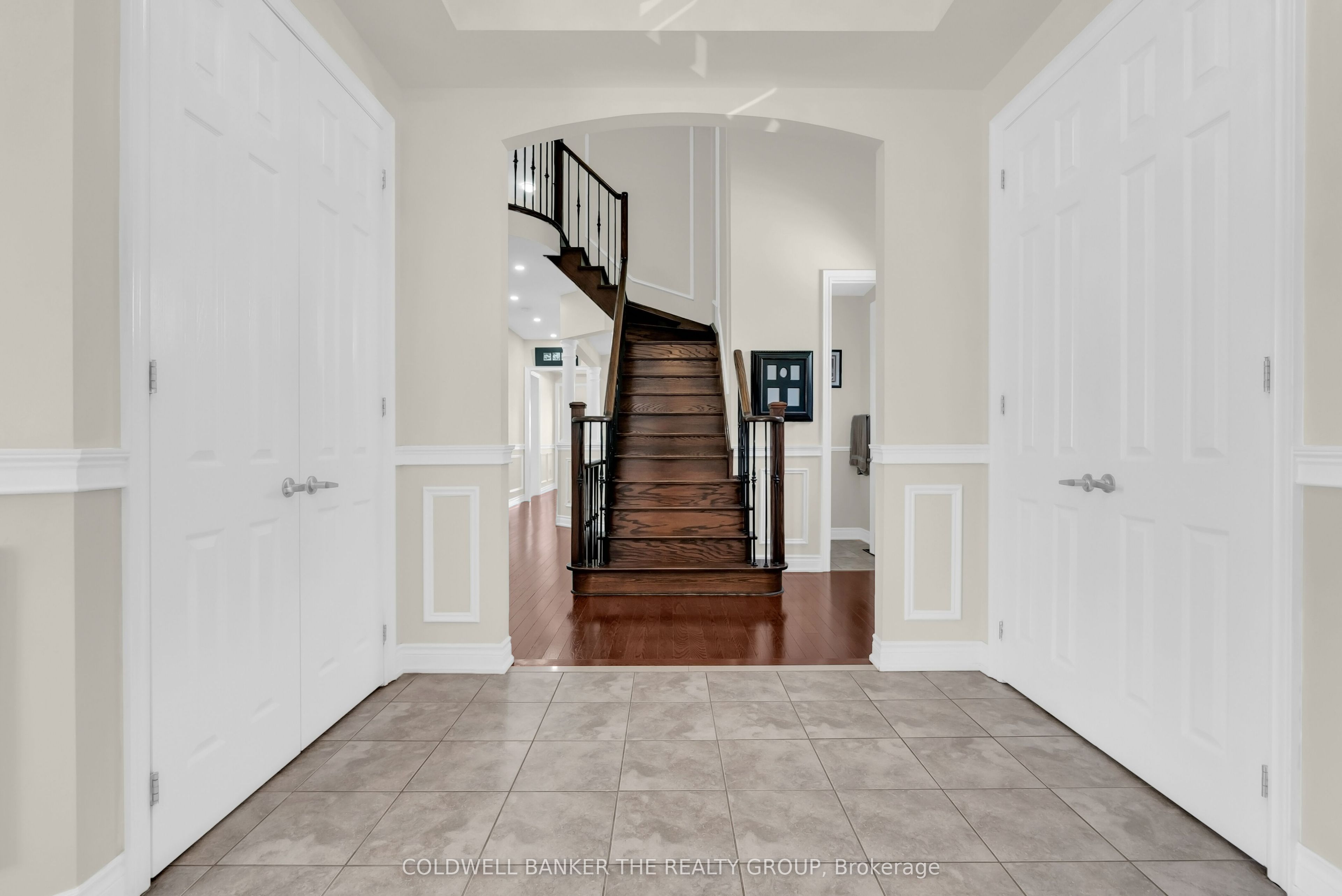 5198 Adobe Court Property Photo 5
