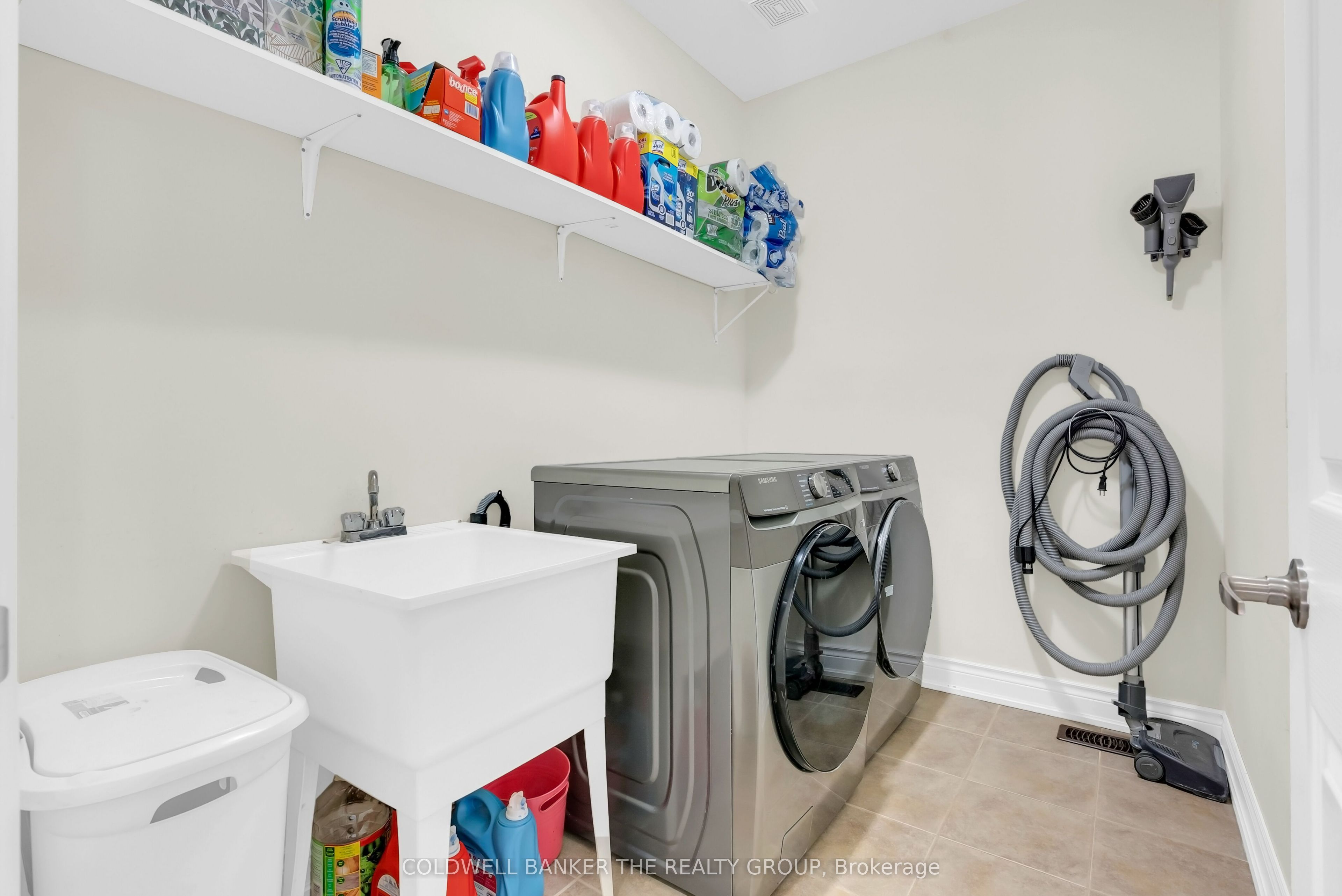 5198 Adobe Court Property Photo 37