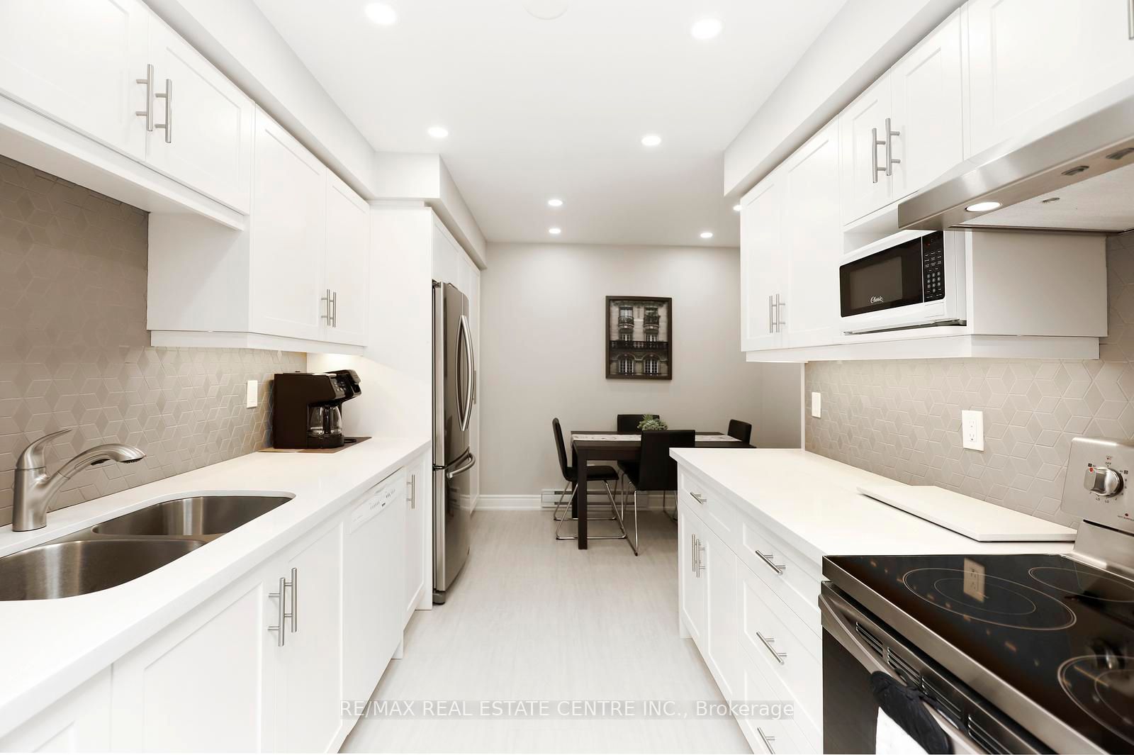341 Wilson Drive 3 Property Photo 4