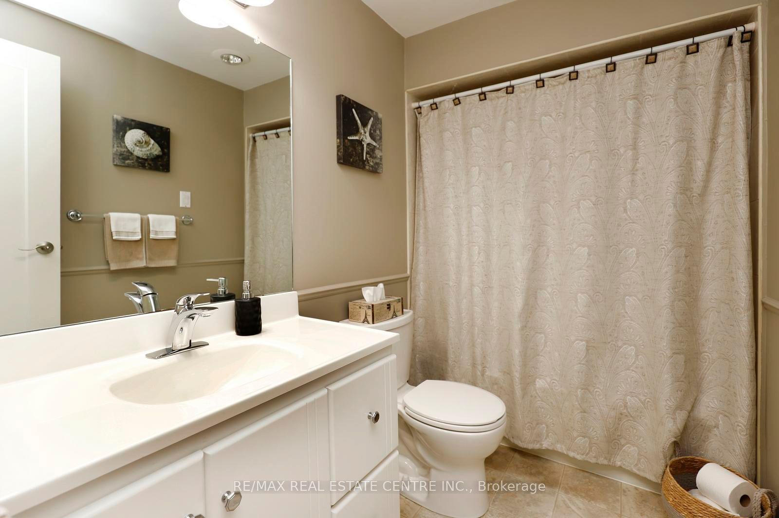 341 Wilson Drive 3 Property Photo 18