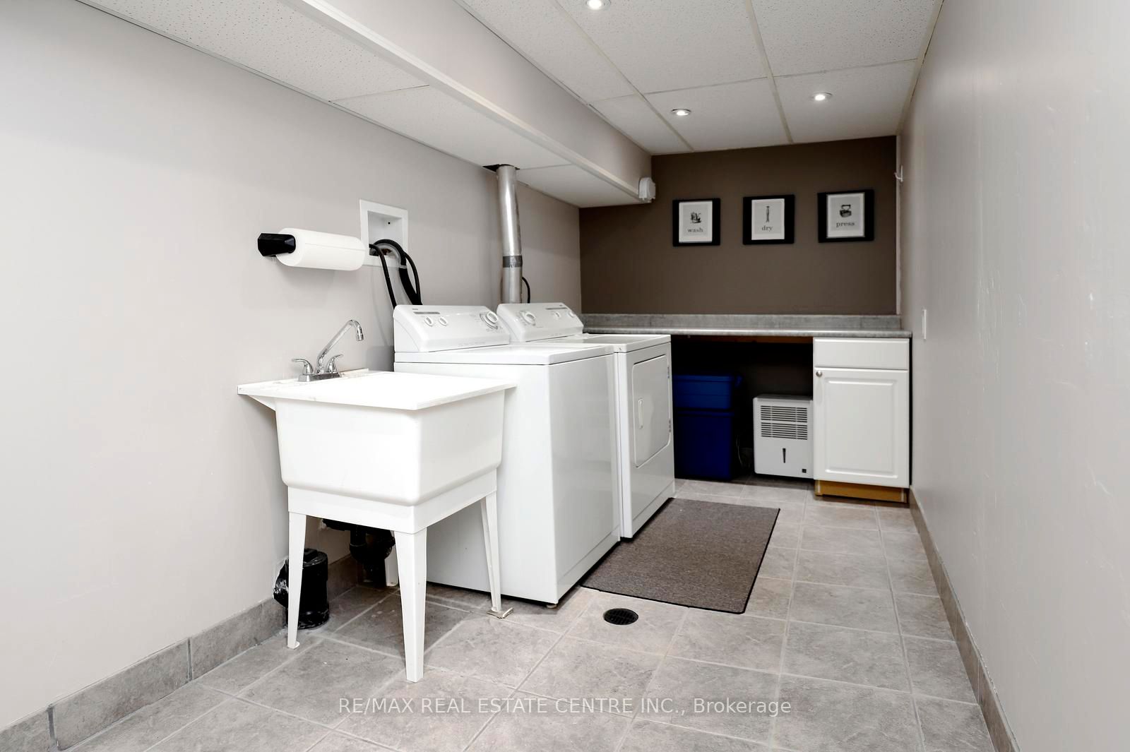 341 Wilson Drive 3 Property Photo 21