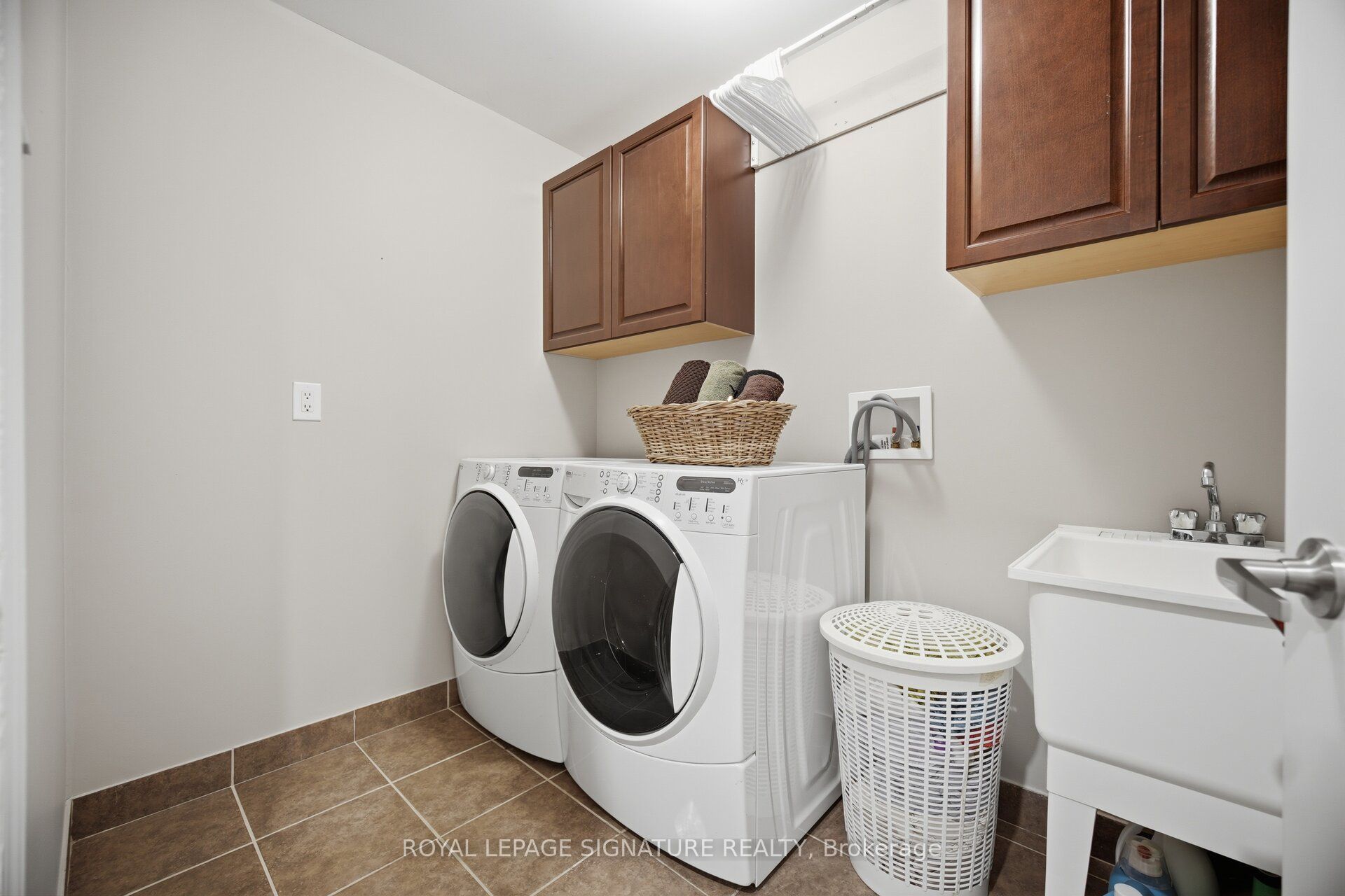 721 Reece Court Property Photo 35