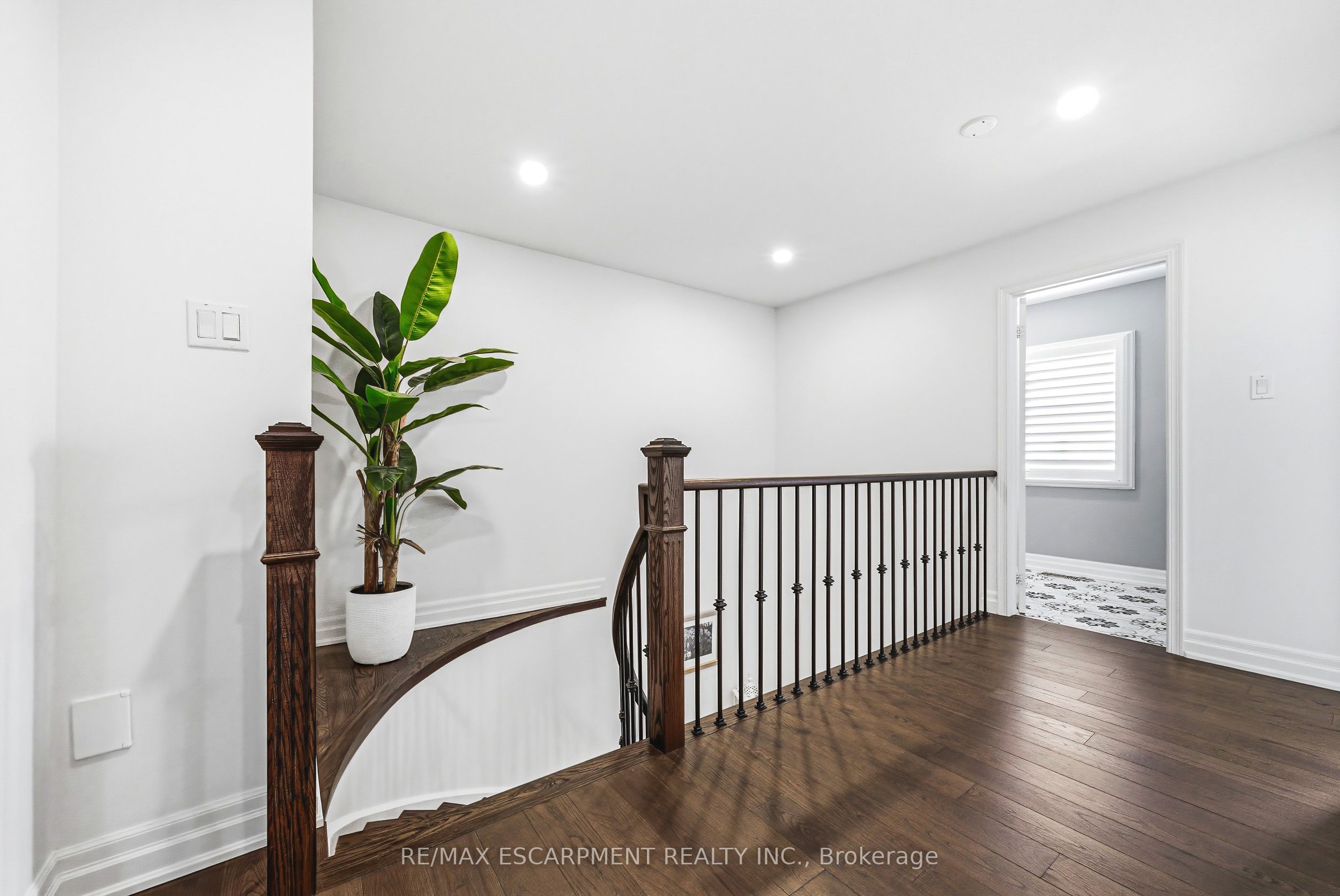 4211 Millcroft Park Drive 19 Property Photo 18