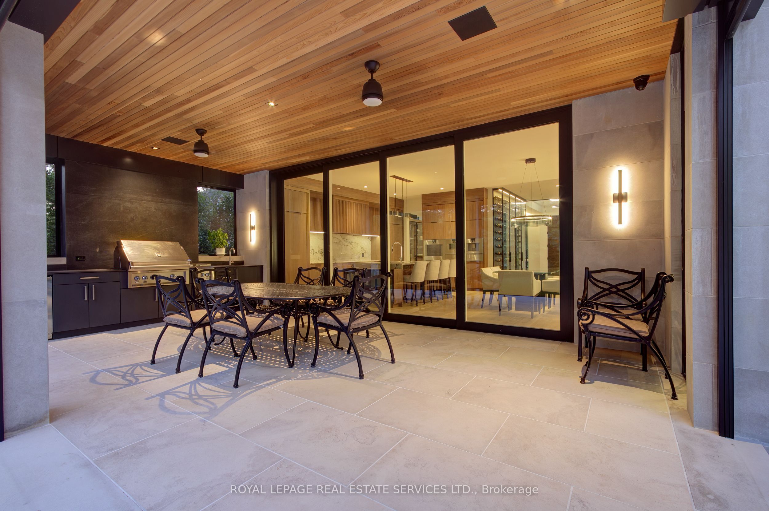 1472 Oakhill Drive Property Photo 45