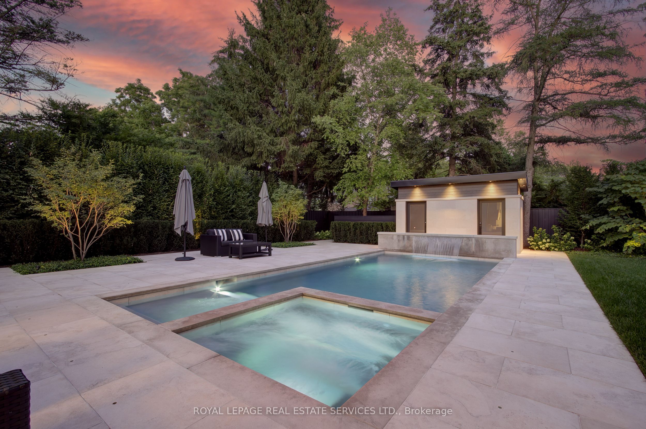 1472 Oakhill Drive Property Photo 46