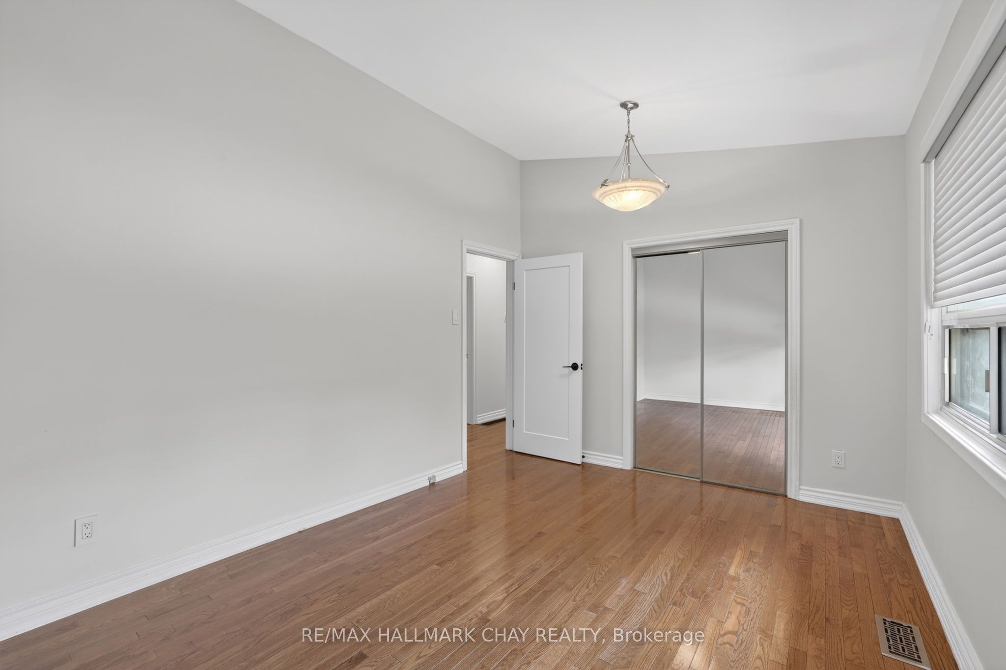 80 Beaumonde Heights Drive Upper Property Photo 25