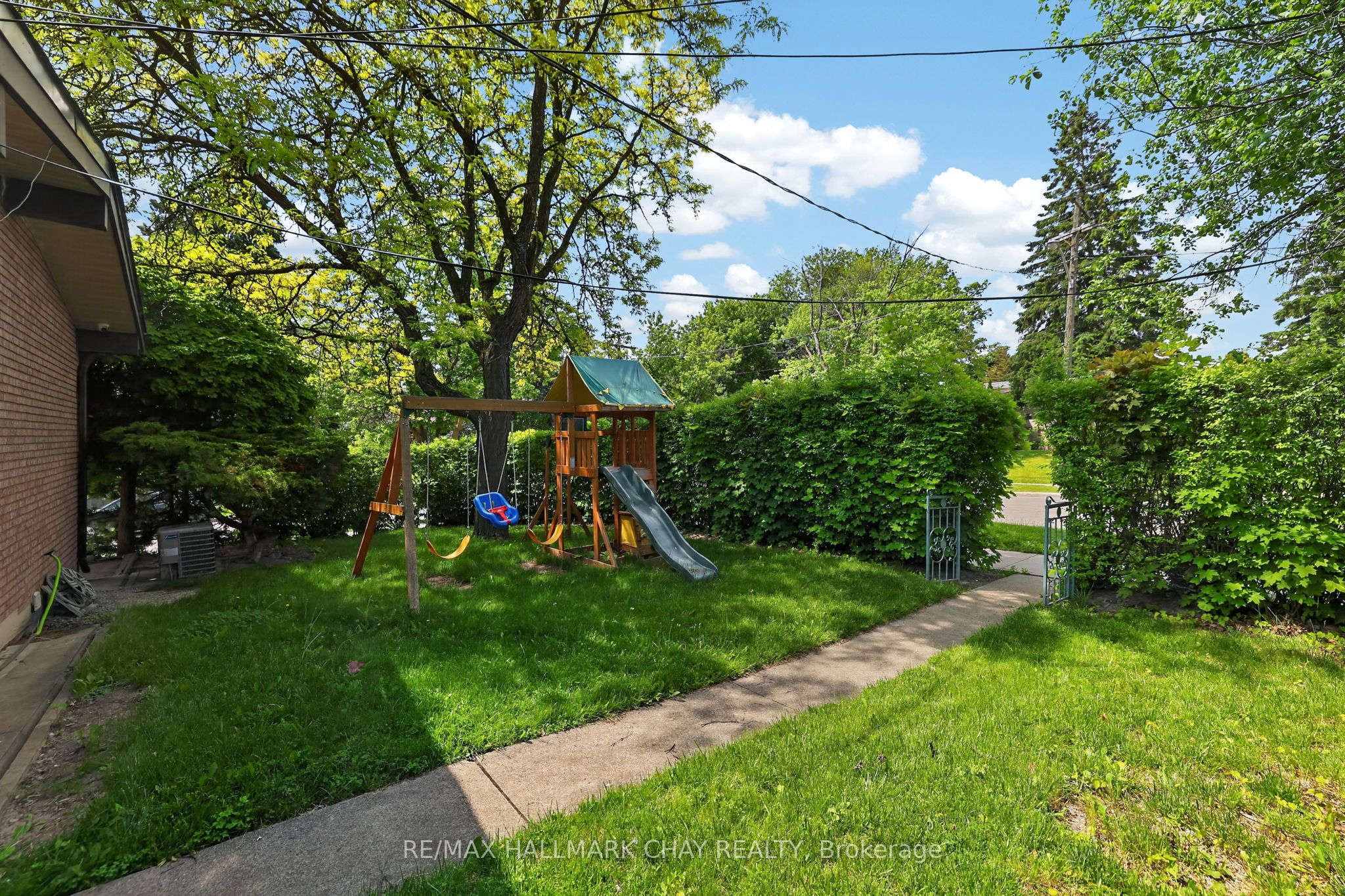 80 Beaumonde Heights Drive Upper Property Photo 37