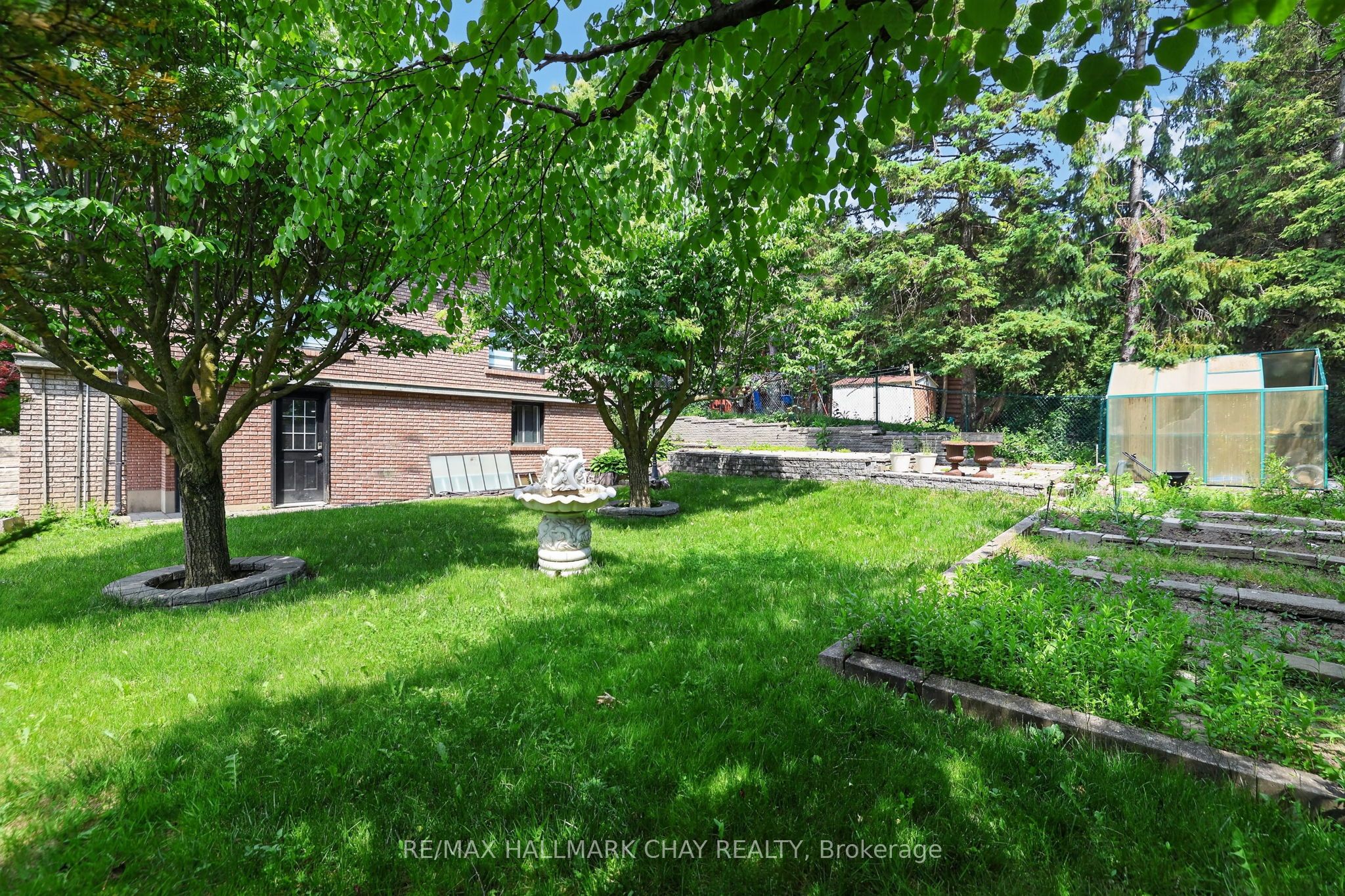 80 Beaumonde Heights Drive Upper Property Photo 39