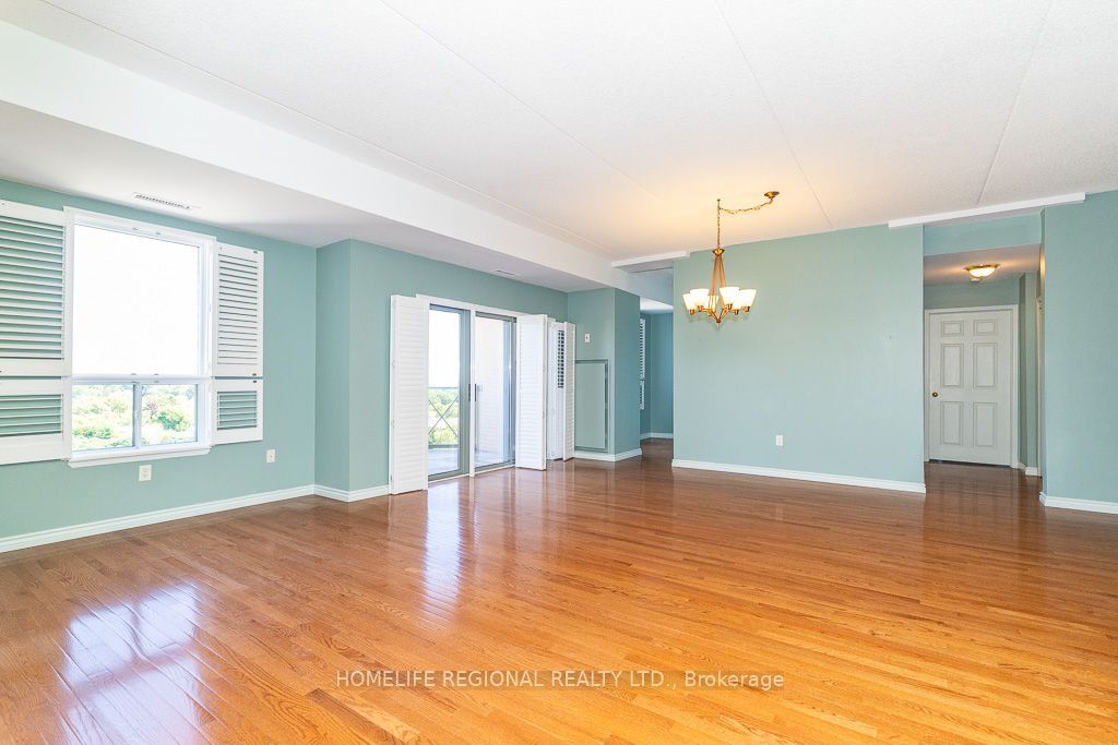 2085 Amherst Heights Drive 611 Property Photo 11
