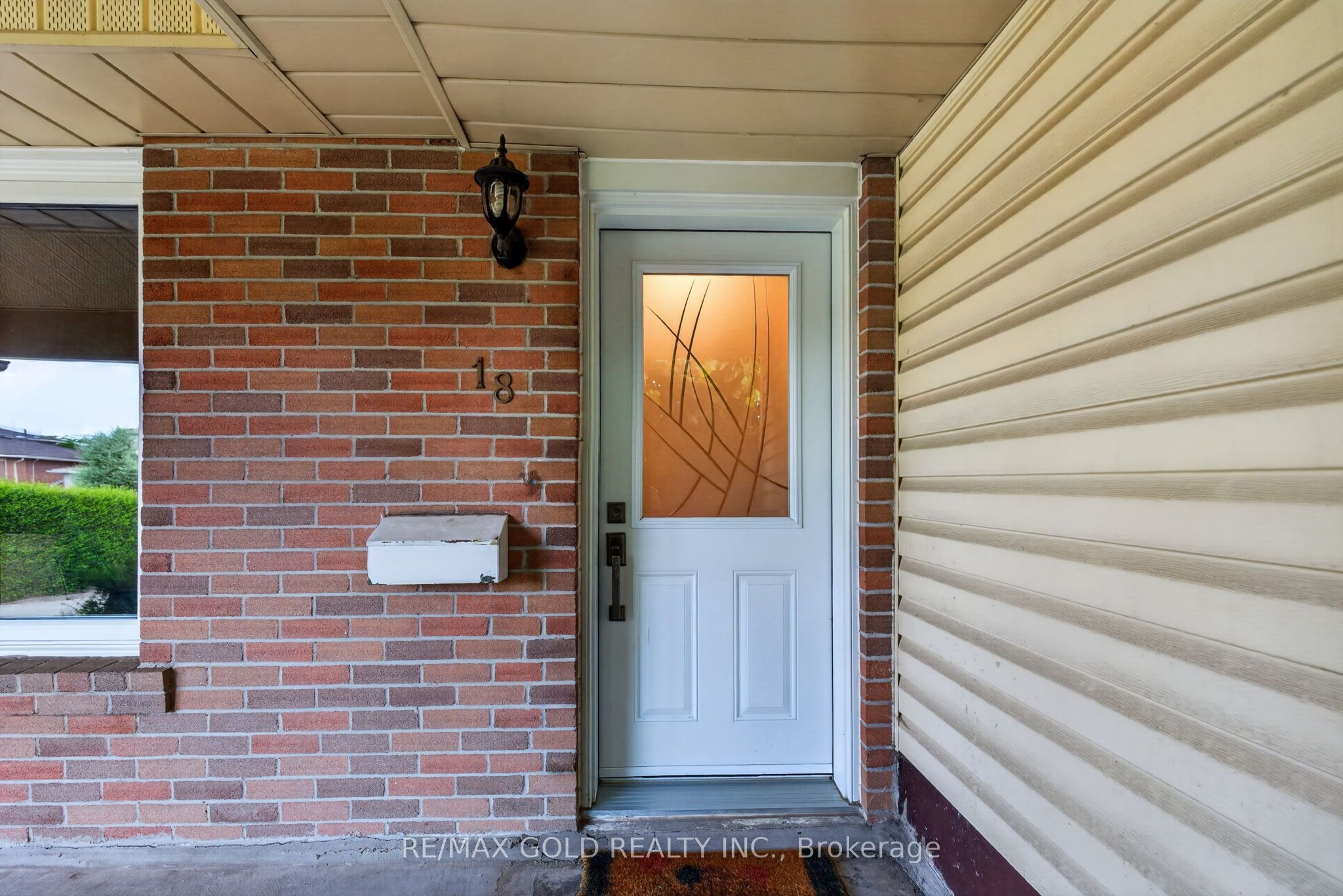 18 Esplanade Road Property Photo 4