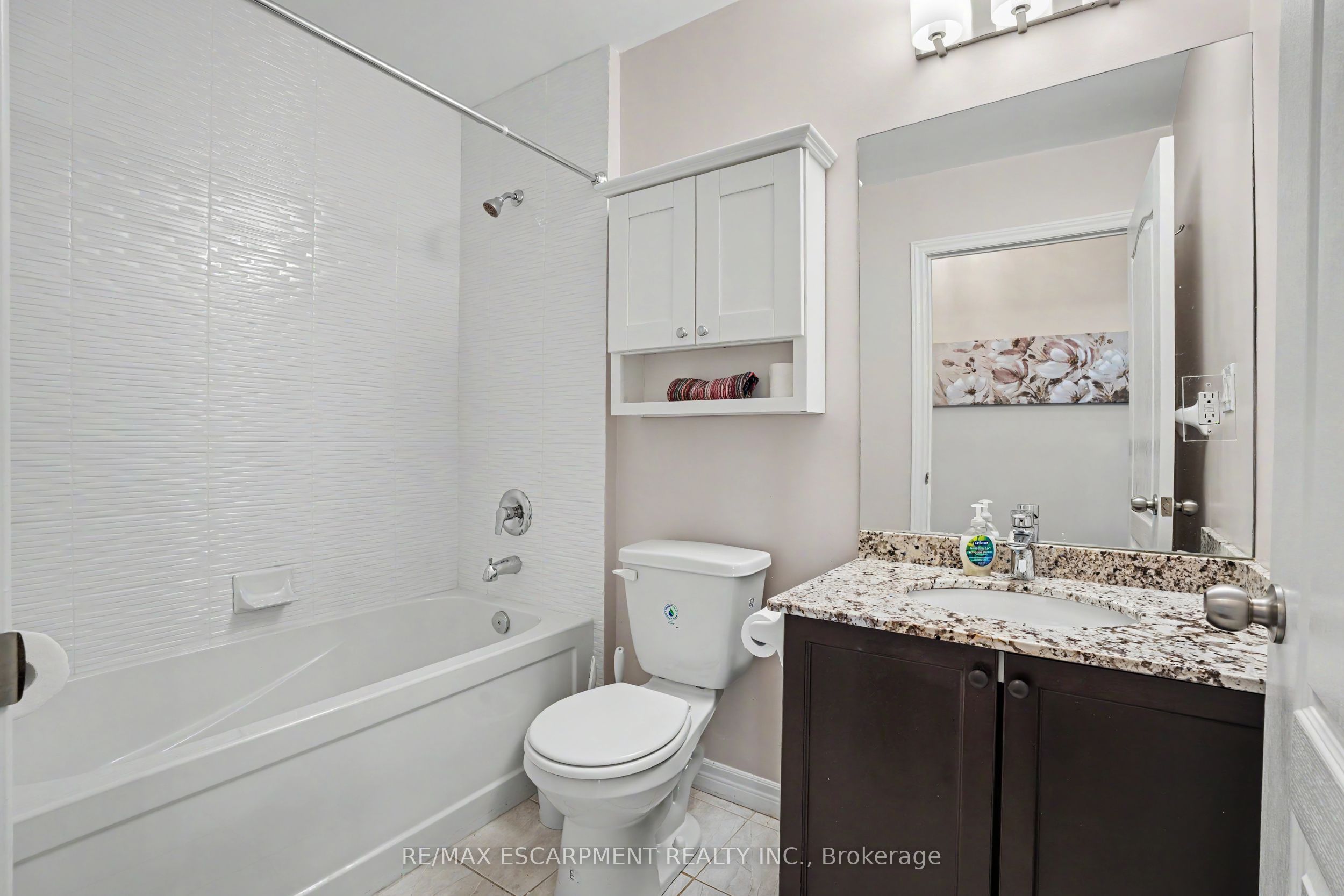 34 Plains Road E 206 Property Photo 16