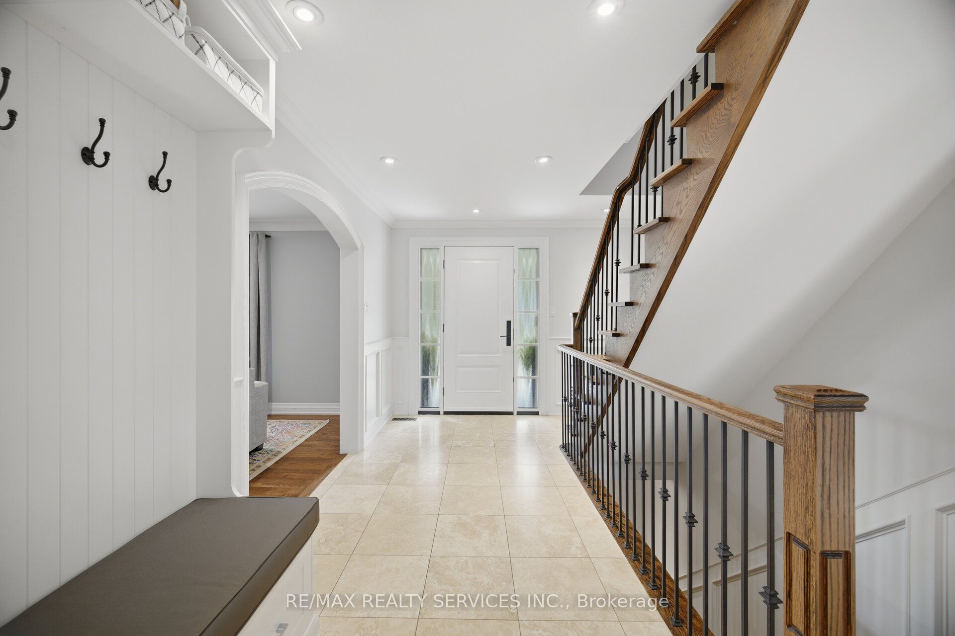 8 Ridgehill Drive Property Photo 6