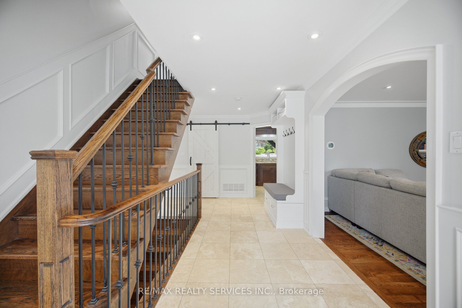 8 Ridgehill Drive Property Photo 7