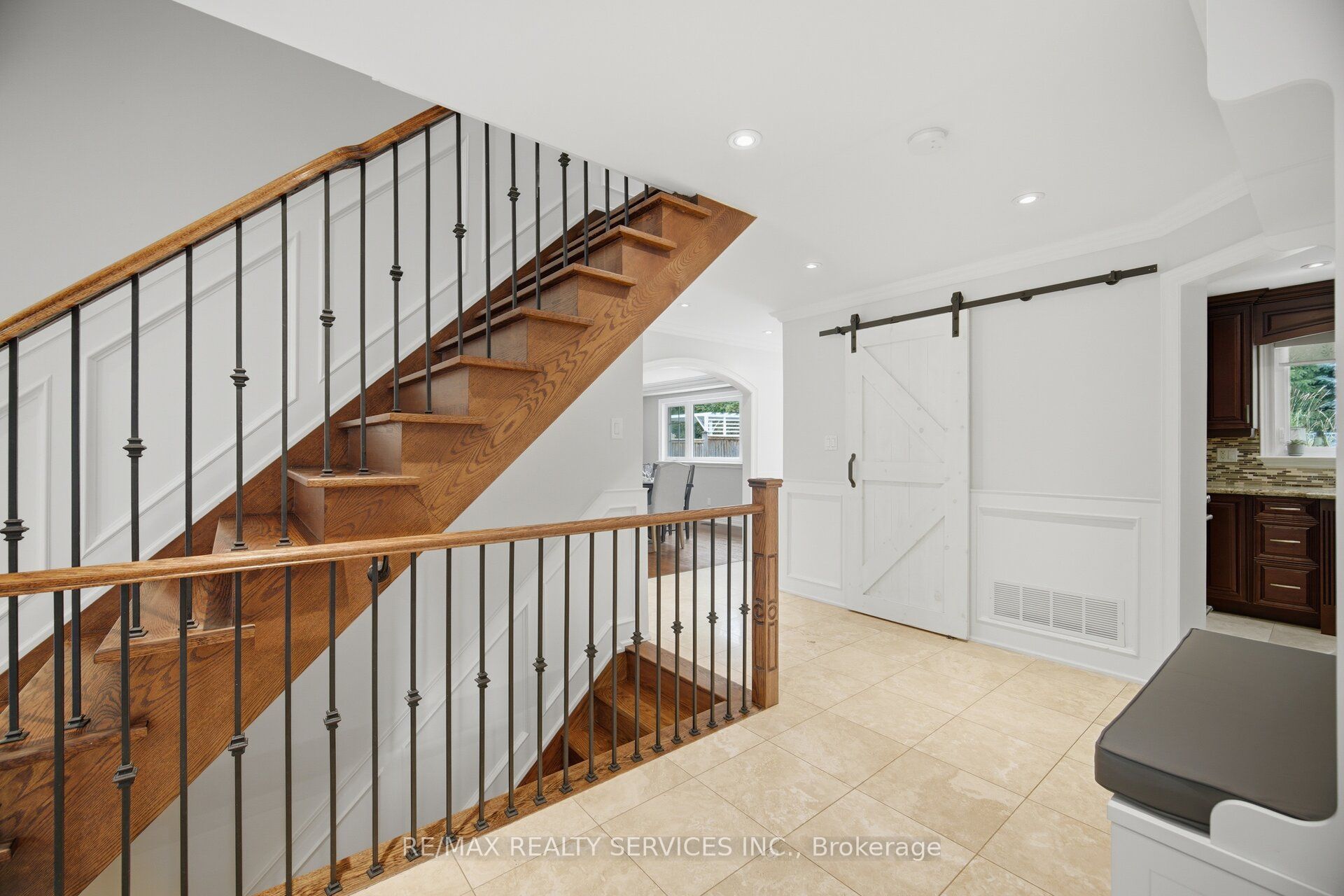 8 Ridgehill Drive Property Photo 14