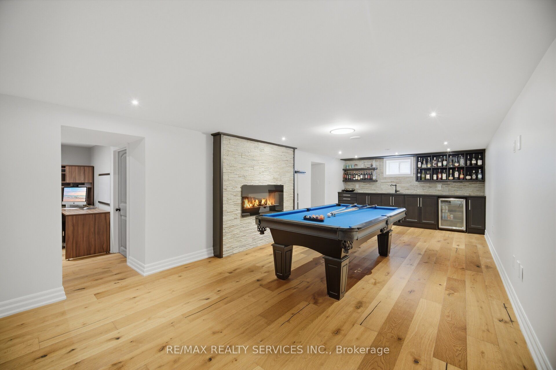 8 Ridgehill Drive Property Photo 32