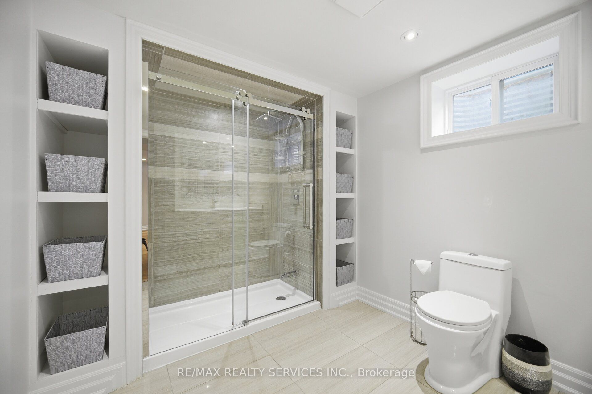 8 Ridgehill Drive Property Photo 36