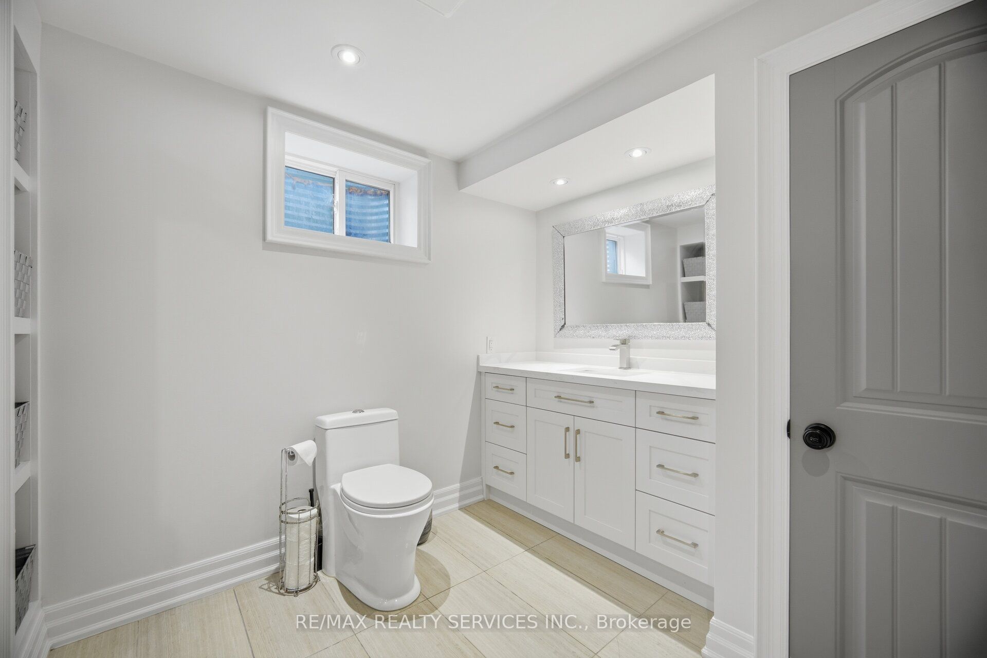 8 Ridgehill Drive Property Photo 37
