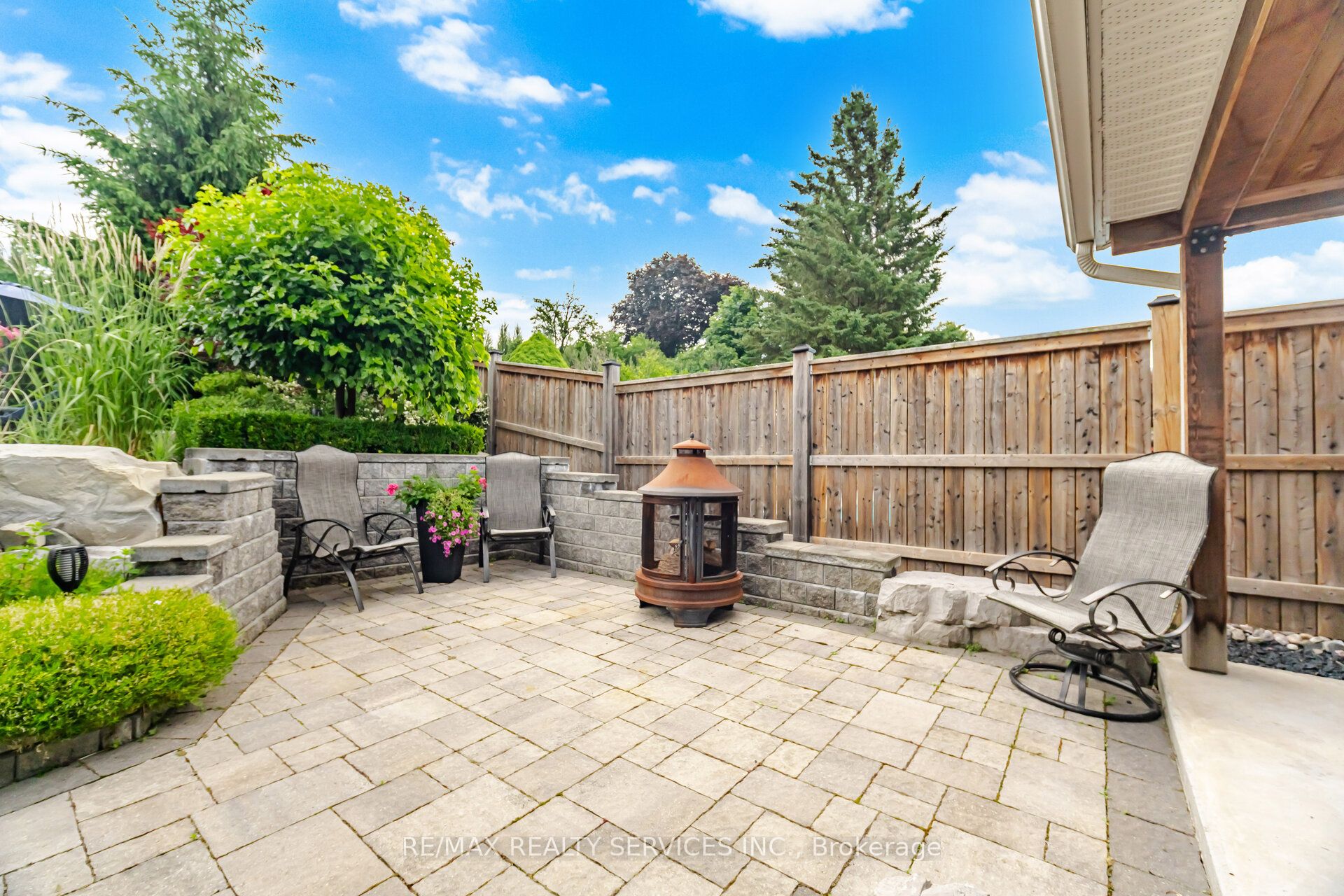 8 Ridgehill Drive Property Photo 44