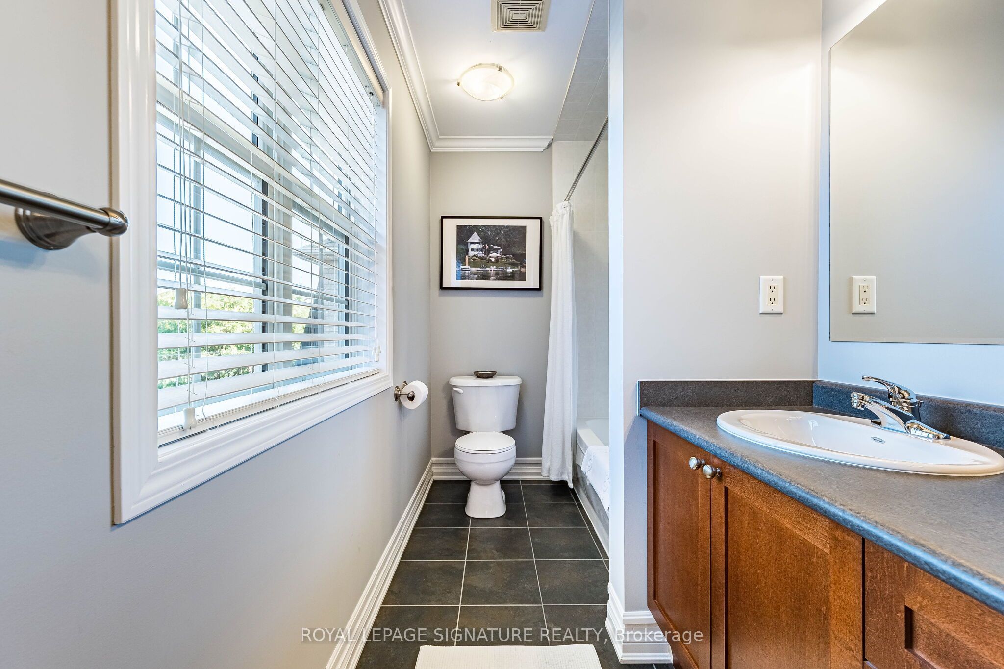 854 Cousens Terrace Property Photo 37
